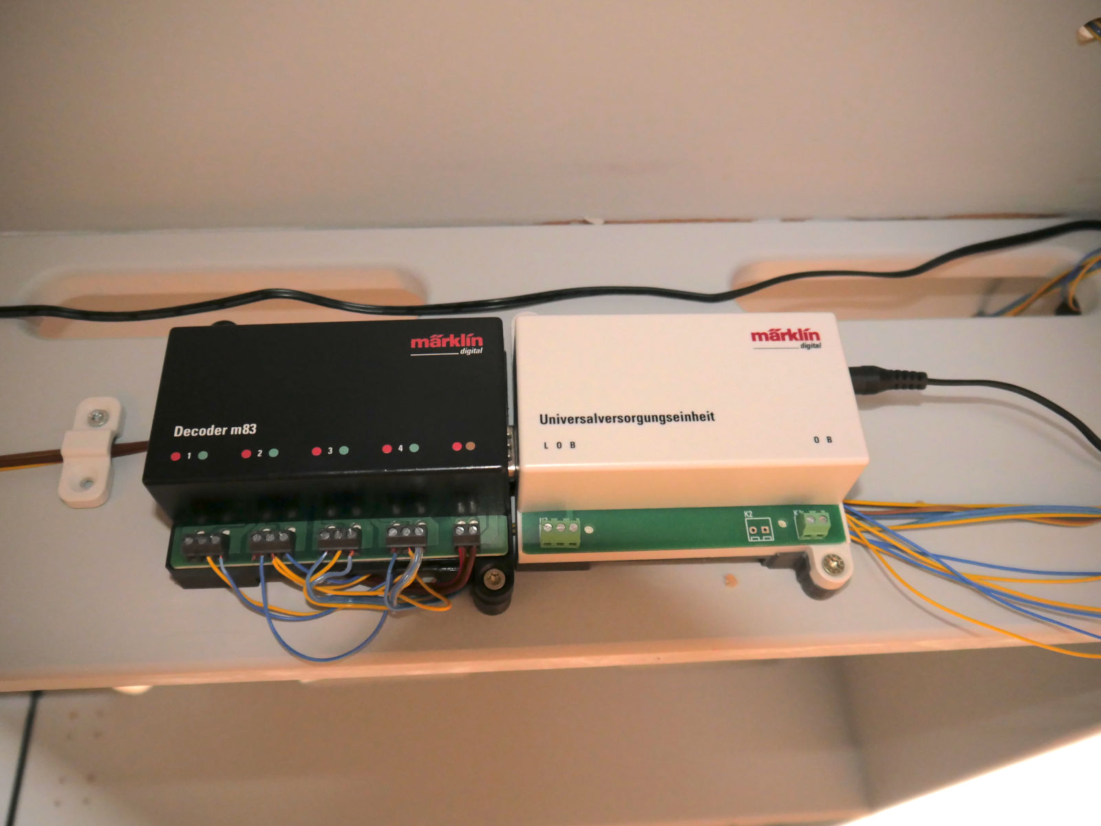 Halter für Märklin Decoder