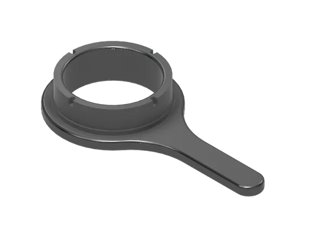 Klíč na sifon ve sprchovém koutě / Shower trap key