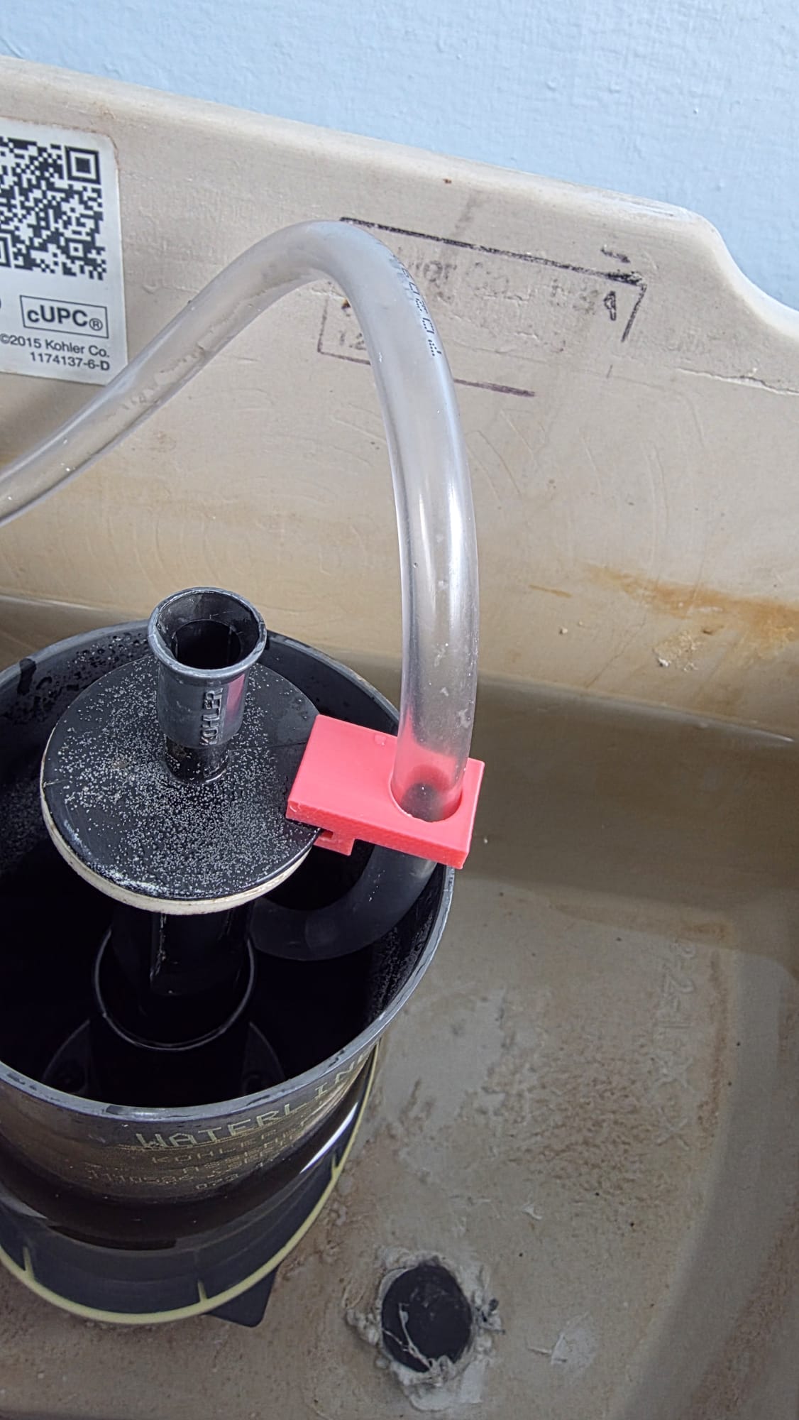 Flush Hose Holder