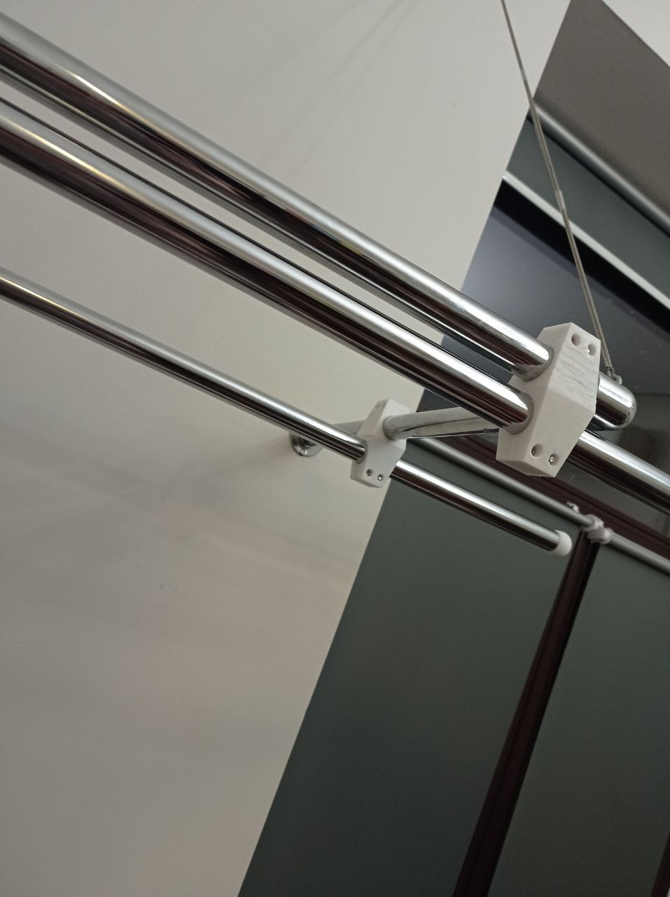 Brackets/clips for 25mm pipes/tubes