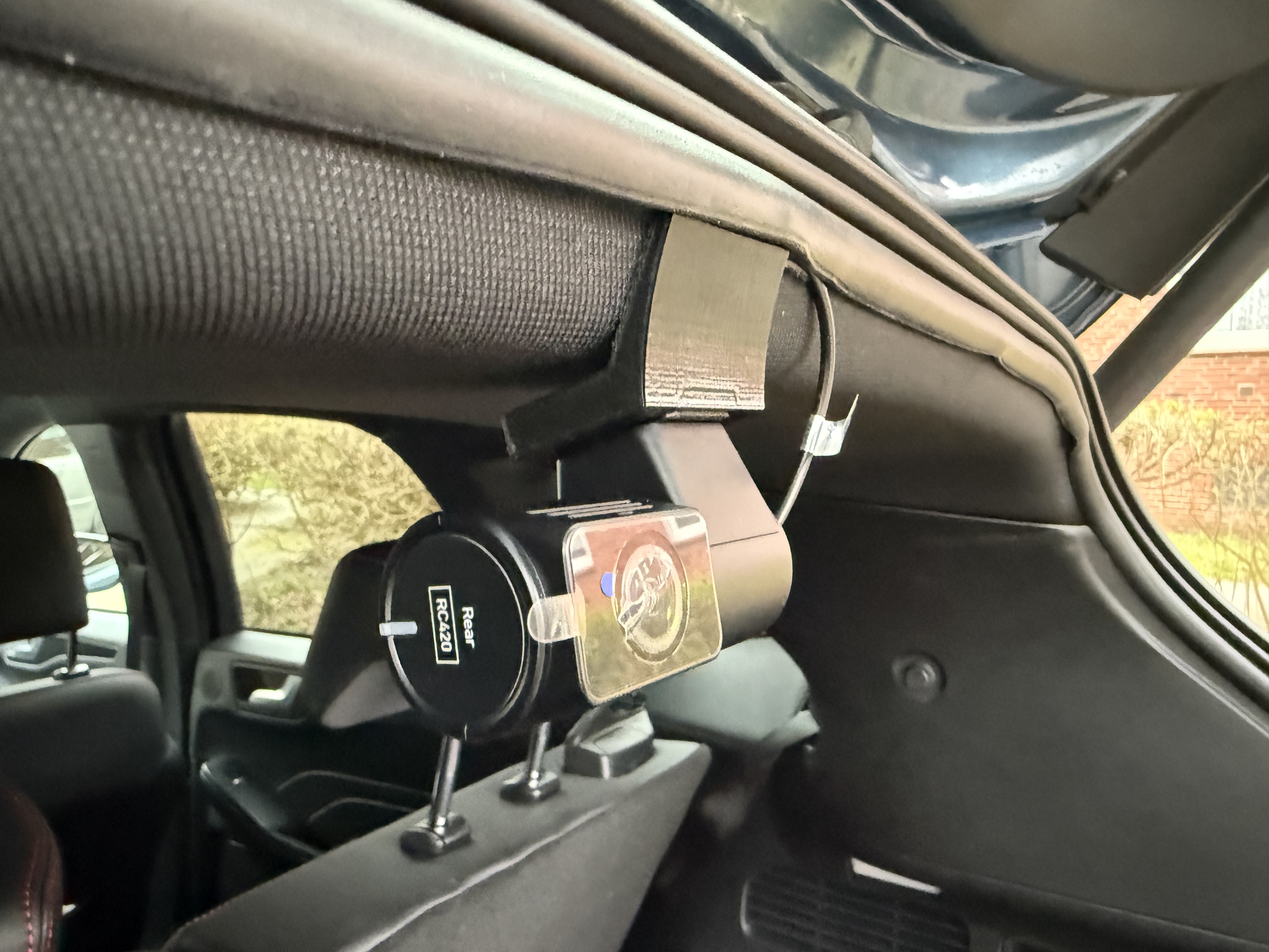 VIOFO A229 / A239+S+T / RNE800 / RTC300 / RC400 / Rear Dashcam Mount Clip