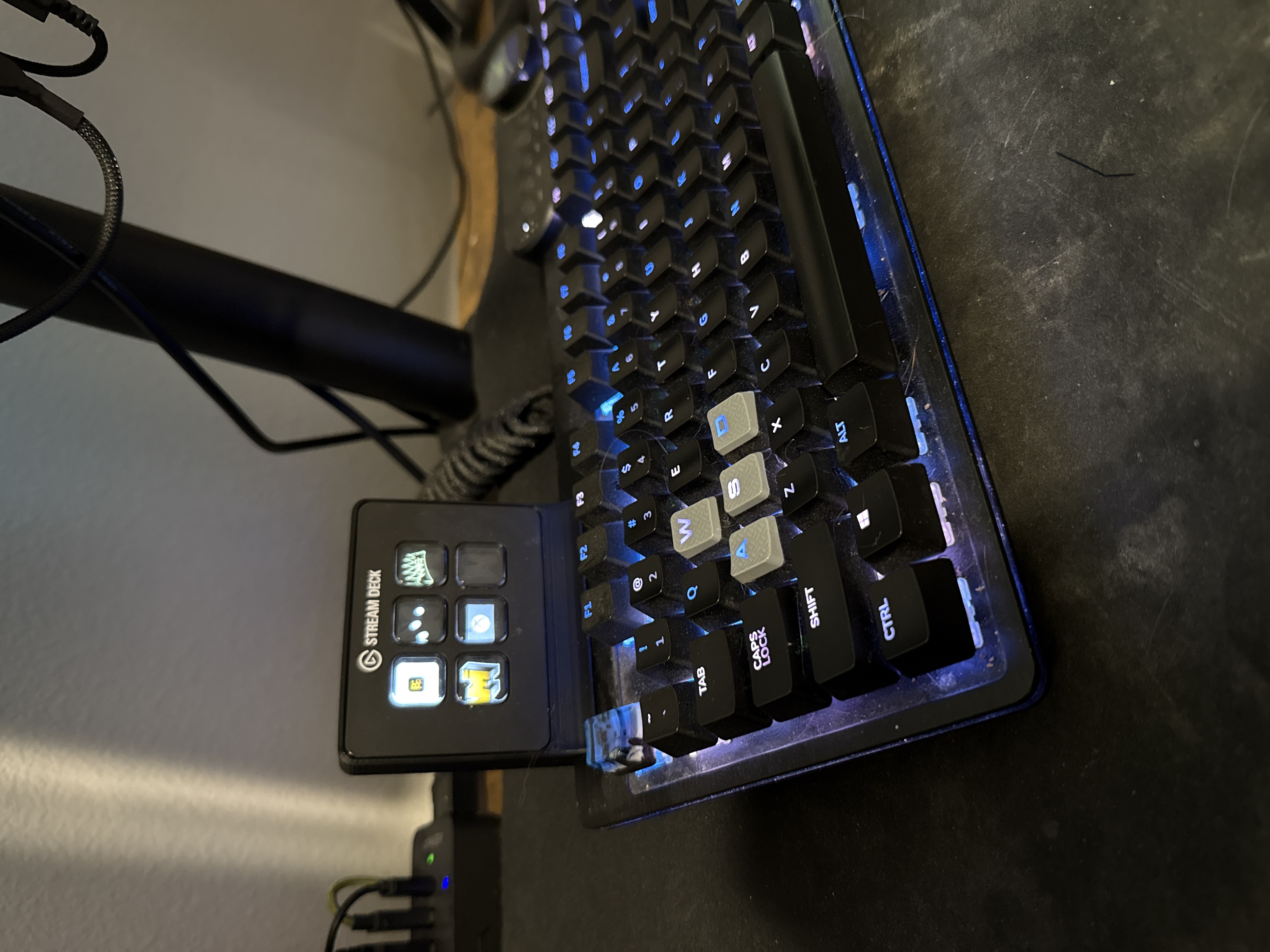 Everest Keyboard Stream Deck Mini Mount