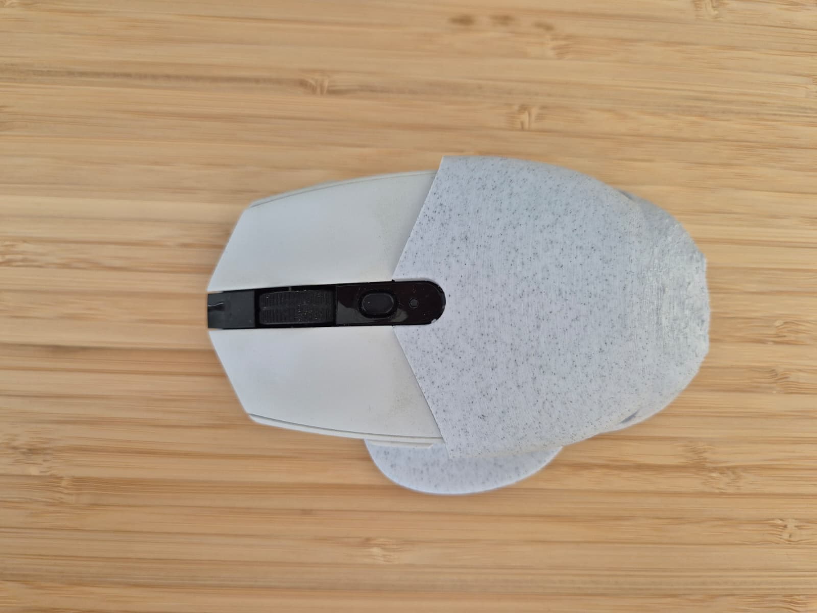 G305_Ergocover with thumb rest and hump