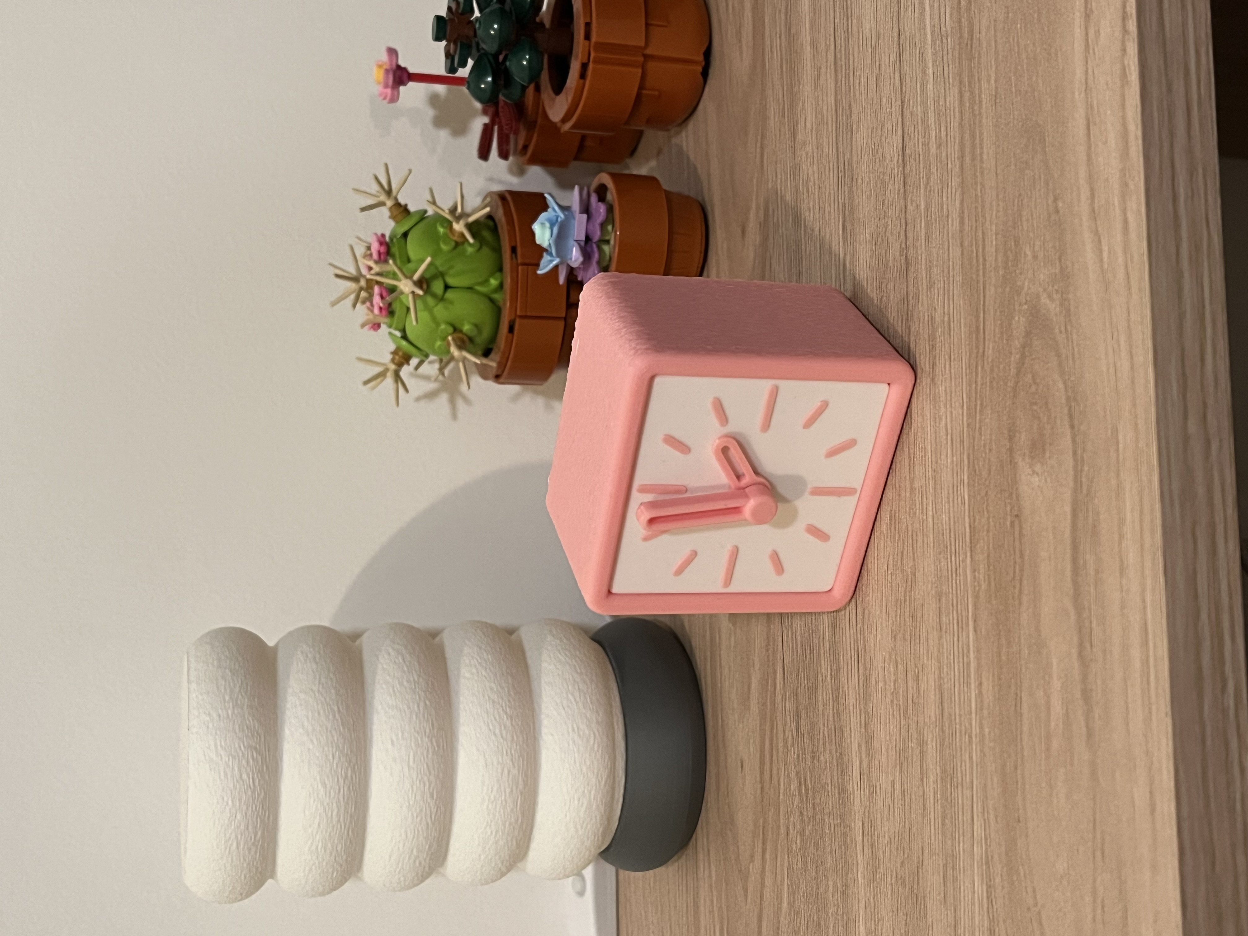 Customizable clock