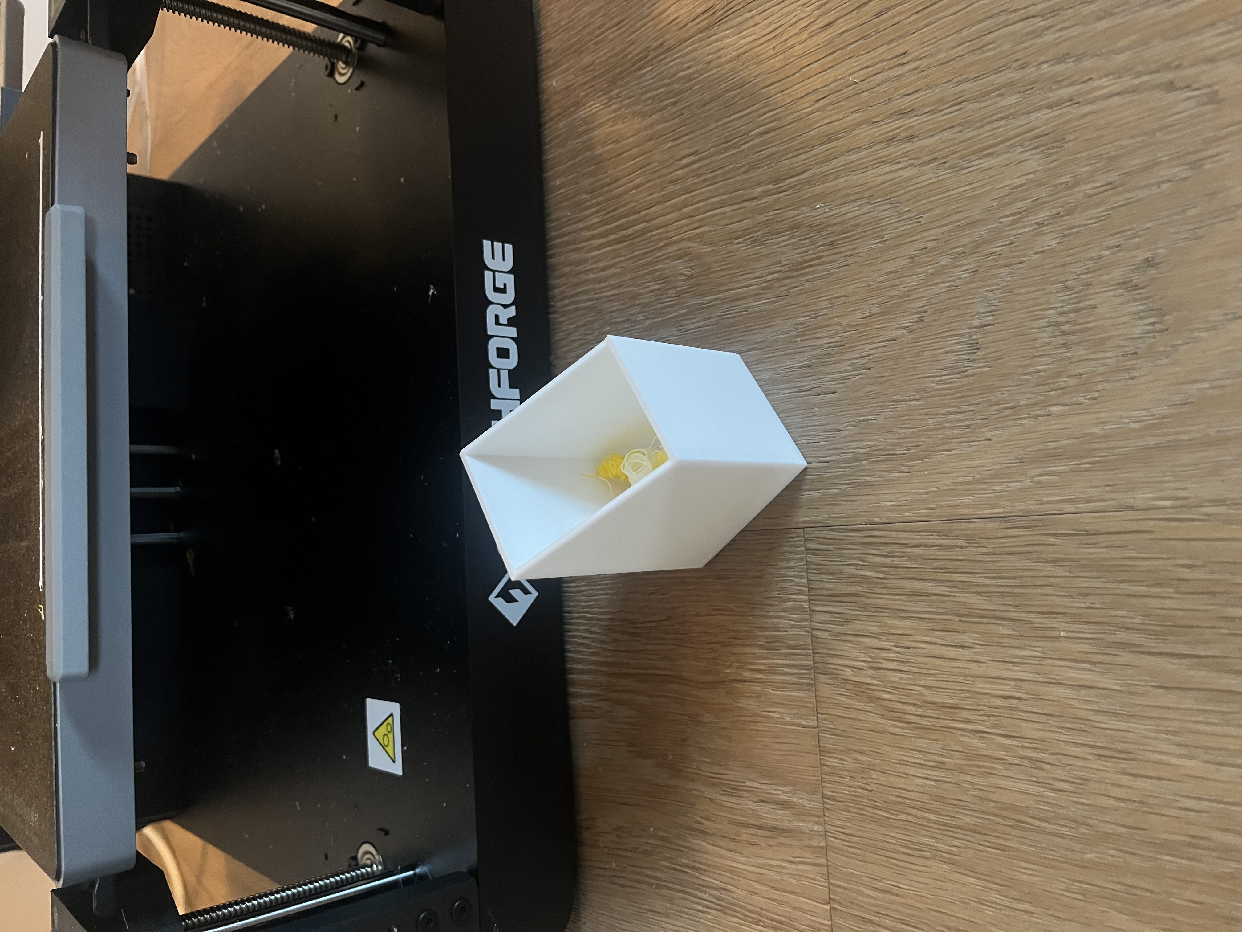 Flashforge AD5X poop bucket and holder — thumbnail 2