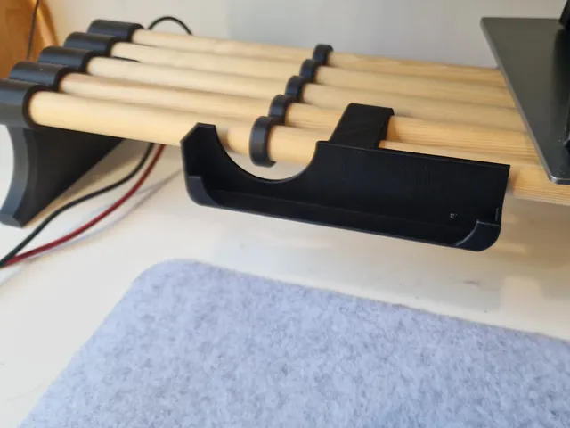 Xiaomi 17 Ultra Phone Cradle for my 'Desktop Organizer'