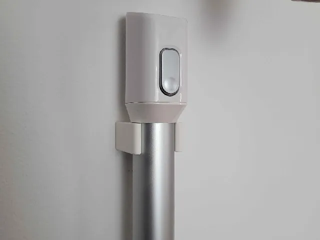 Hisense Hi Move III vacuum cleaner attachment holder / wall mount