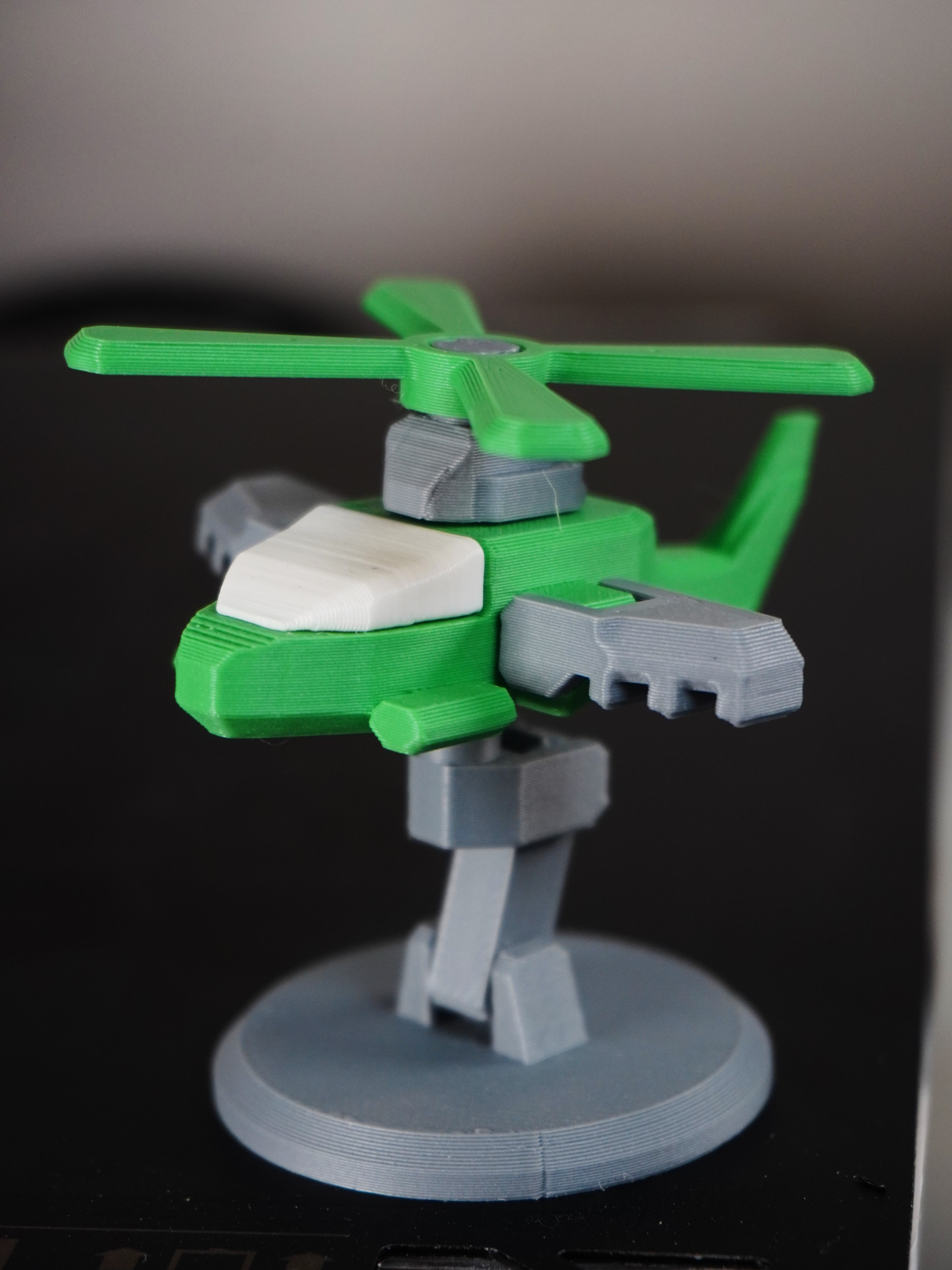 Miniatura 2 do modelo 3D Attack Helicopter - Model Kit