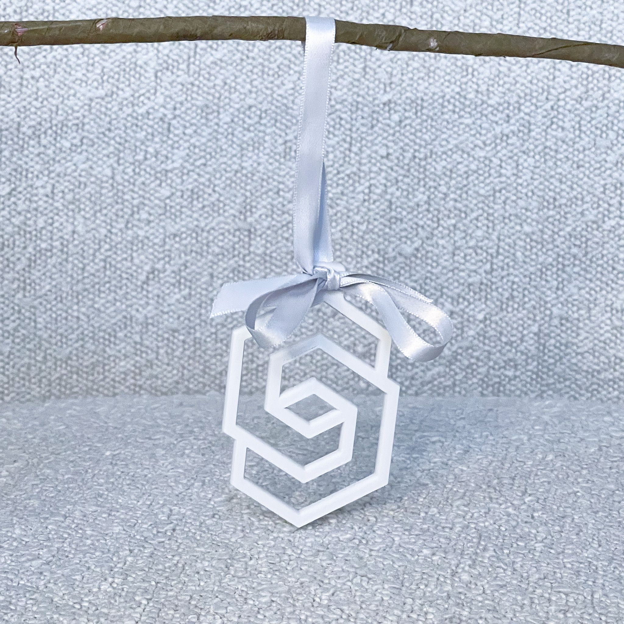 Christmas ornament flat icon white/grey
