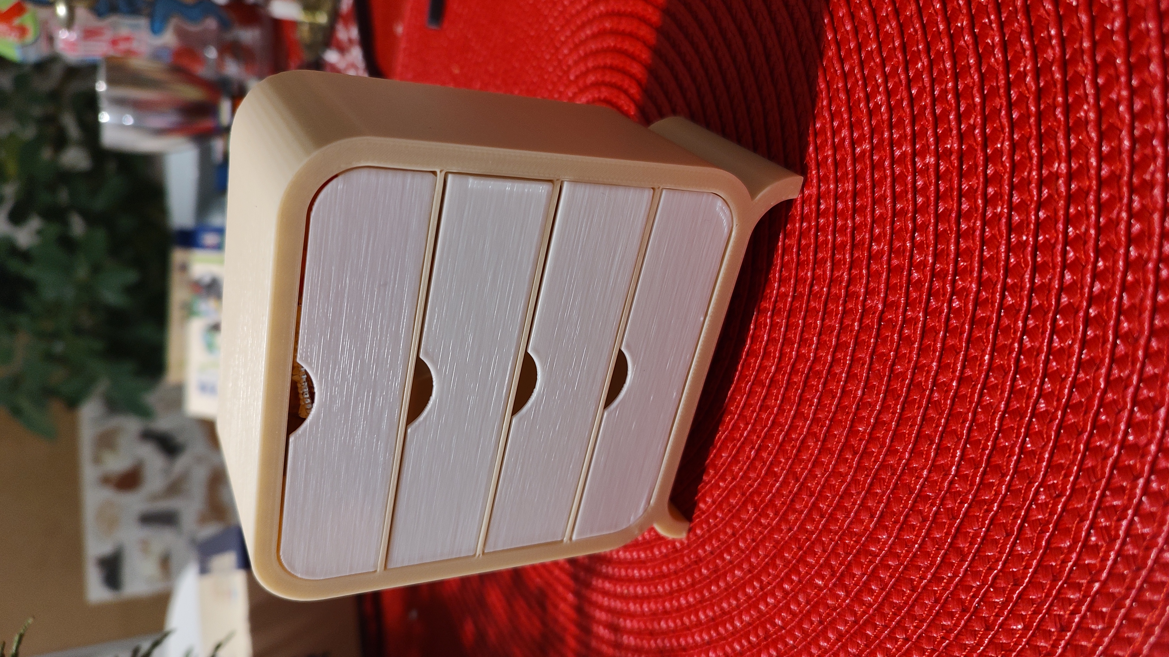 Chest of drawers for Barbie