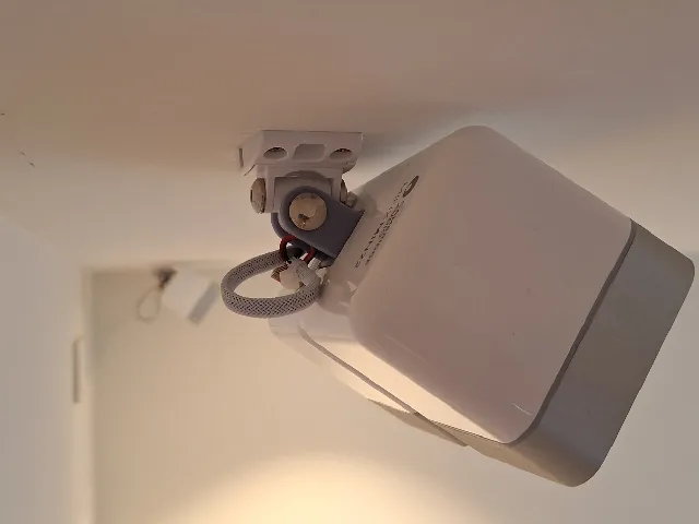 Cambridge Audio bracket