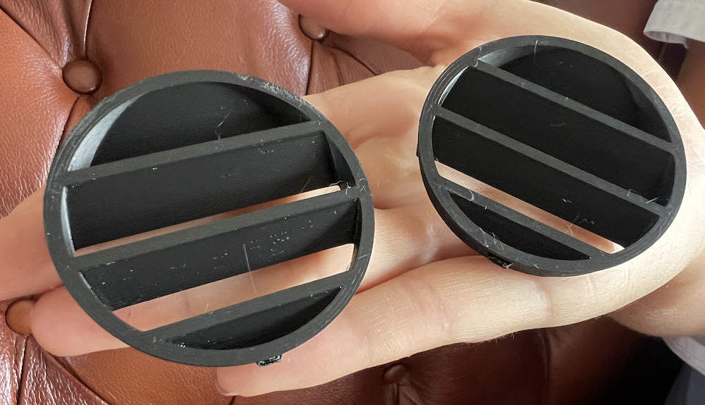 Bora/Jetta side window vent cover — thumbnail 6