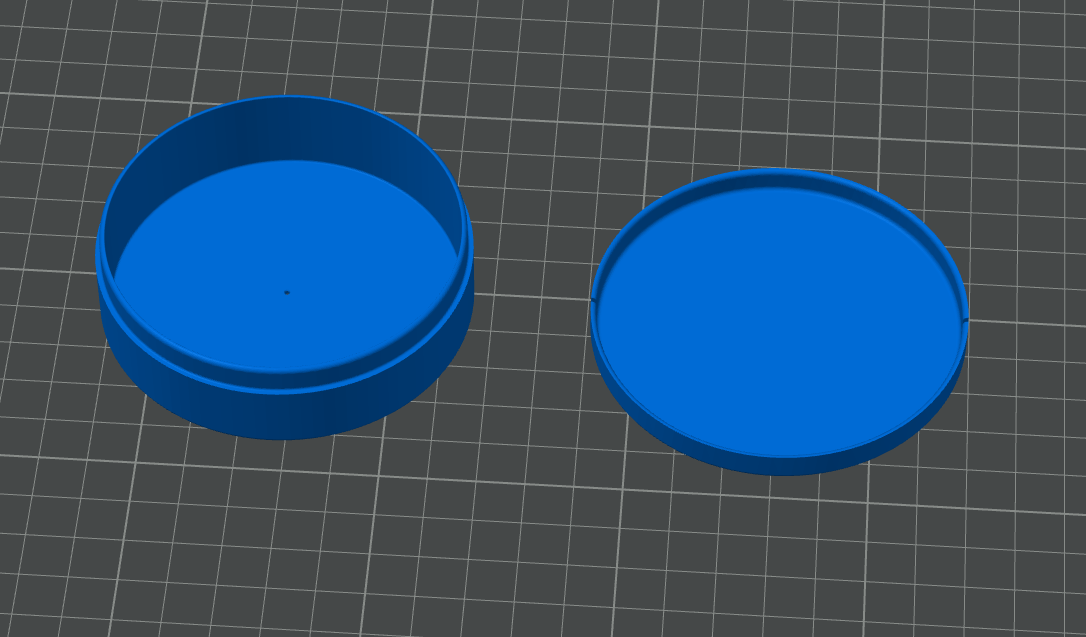 Container with Fitting-Proof Lid