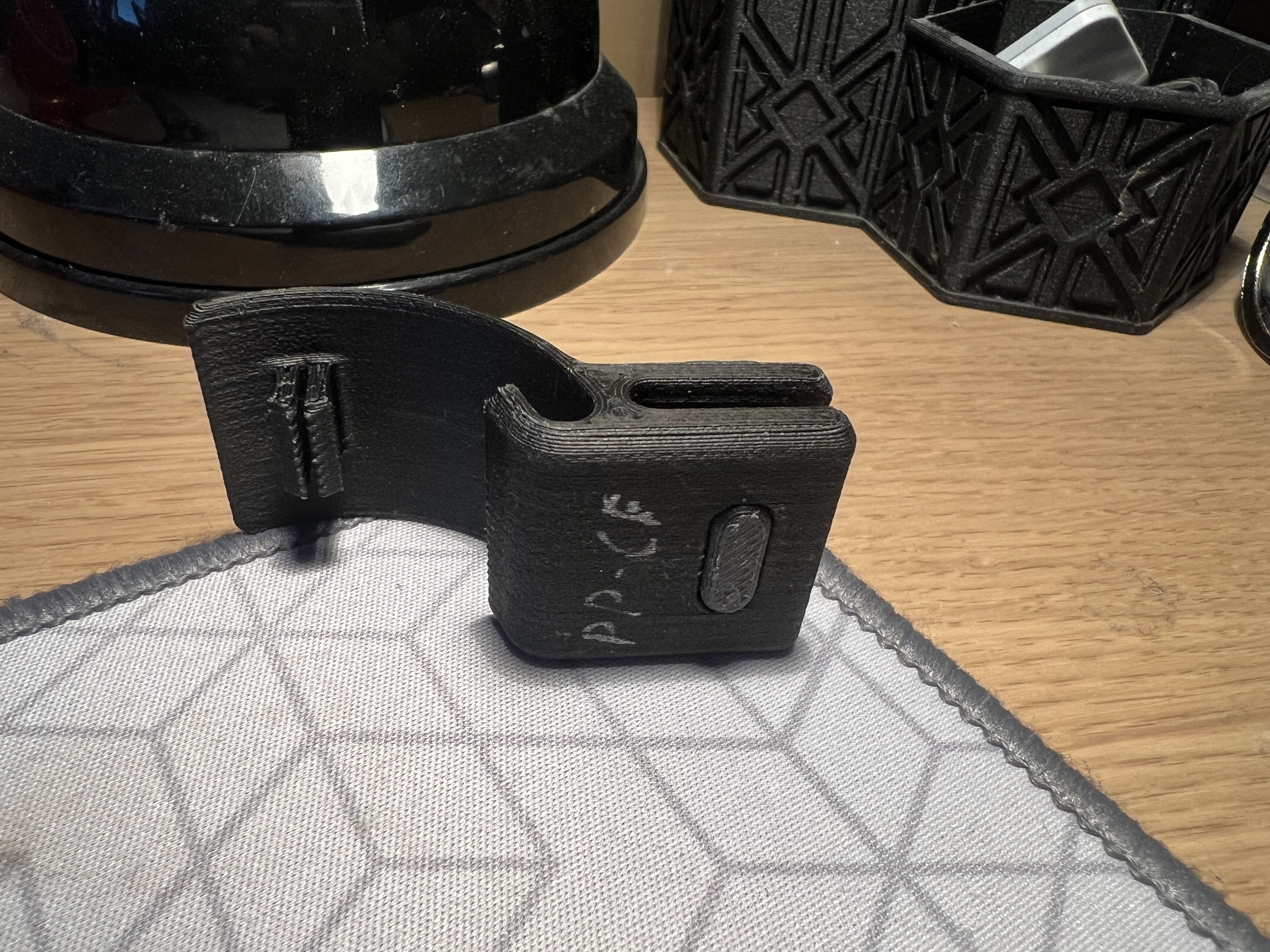 Harley Davidson Sportster battery cover clip