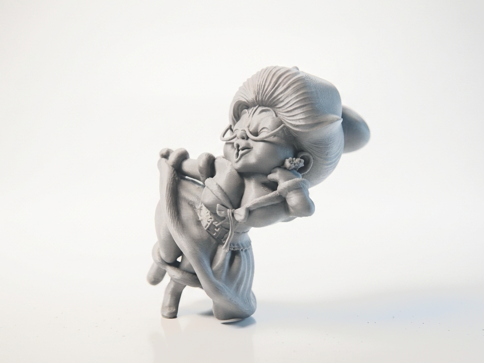 Old Woman Blowing Kiss Figurine Female 3D Printable