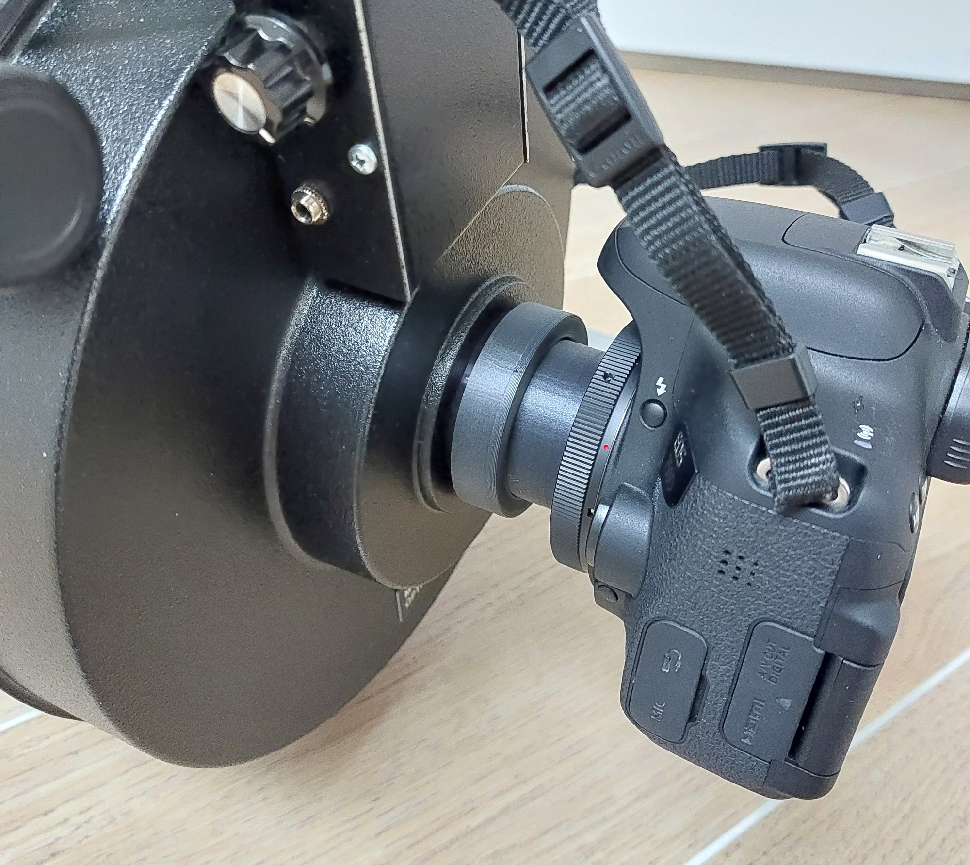 T-adapter for S-C telescopes