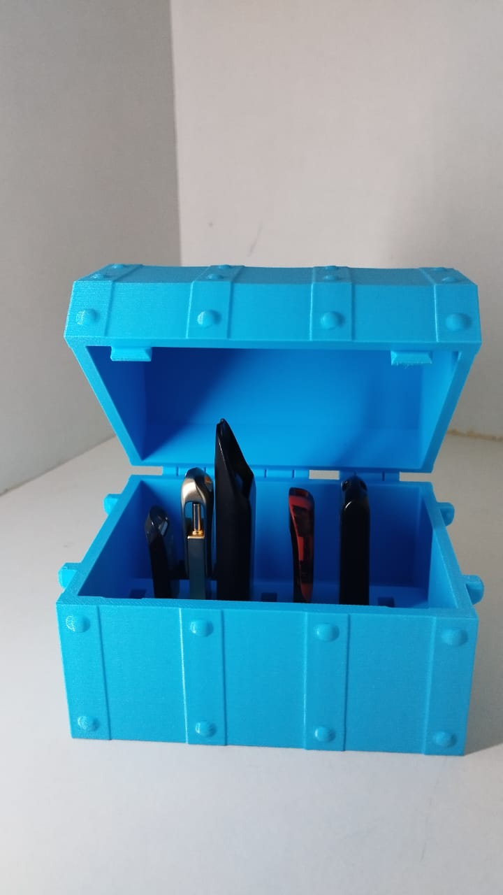 USB Chest