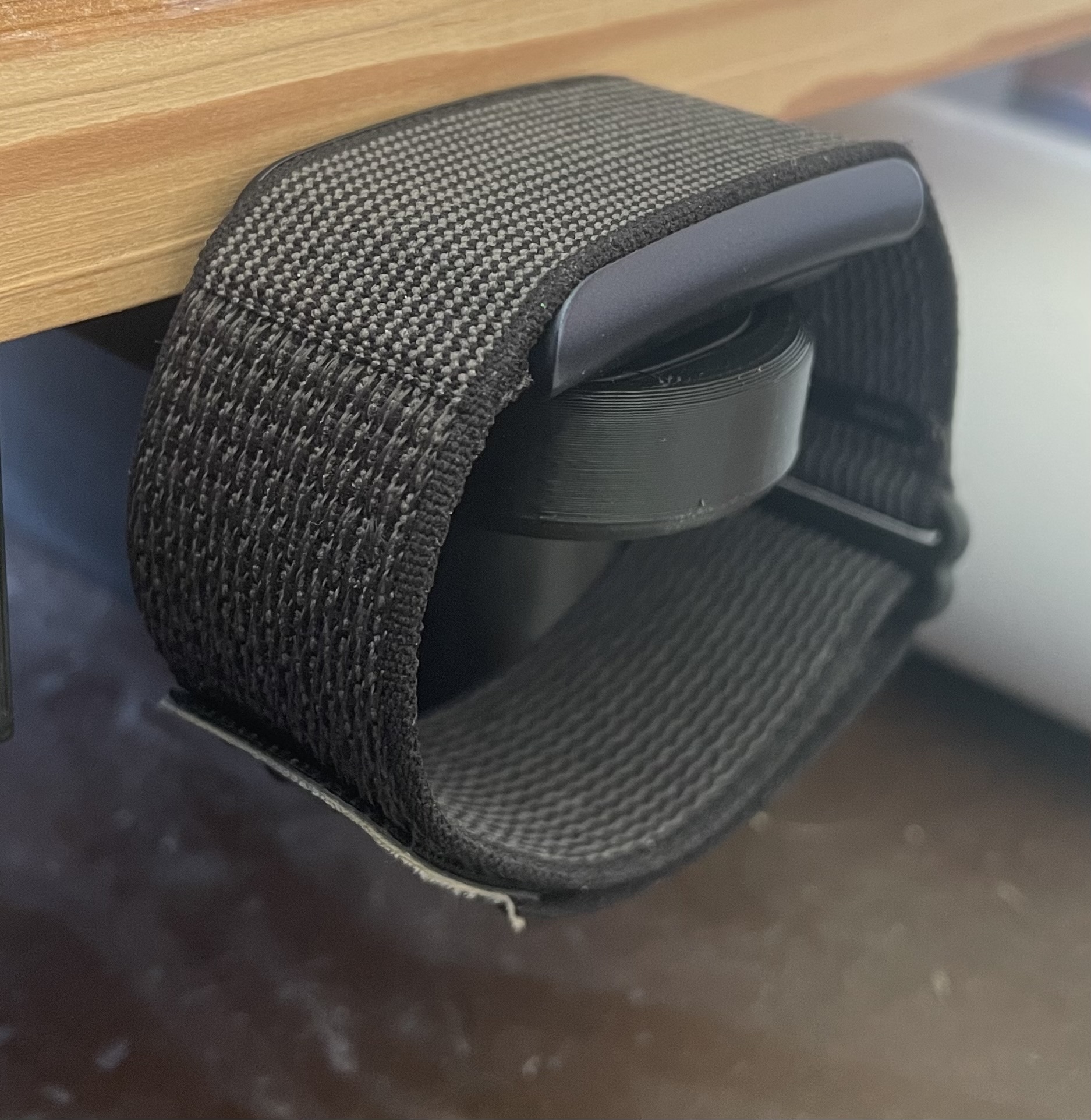 Amazefit Helio Strap under desk holder