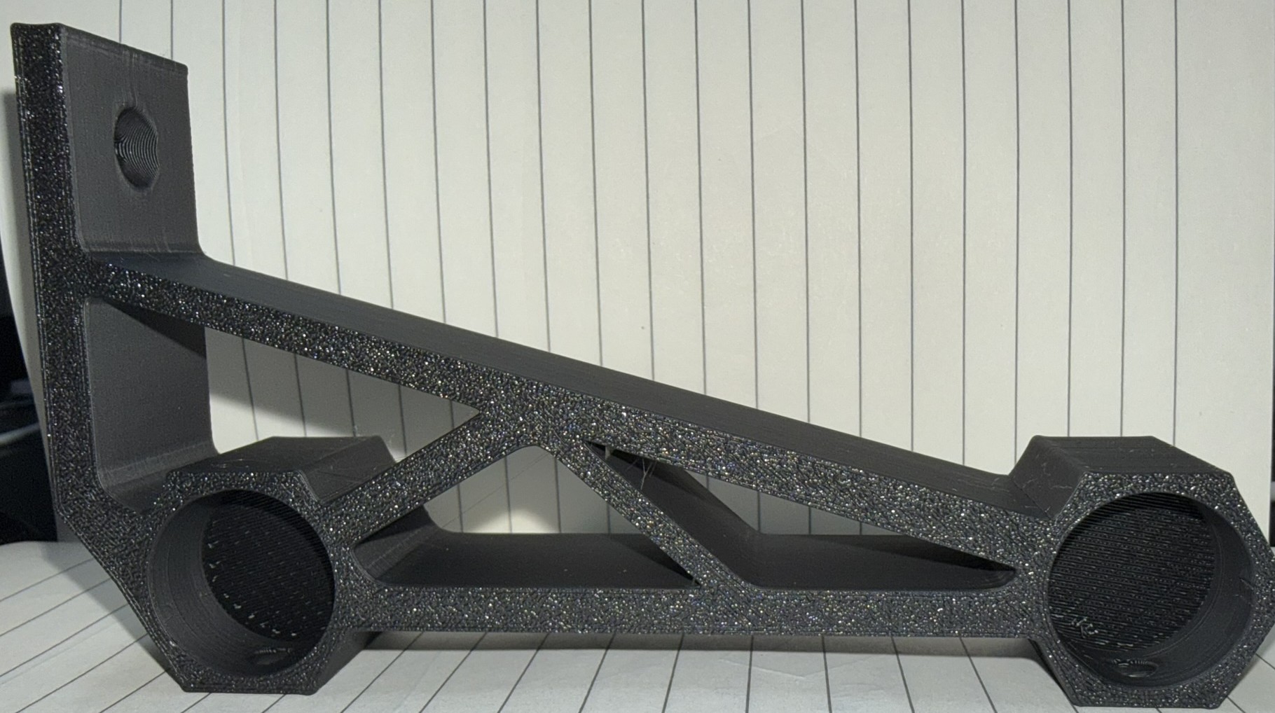 Mounting bracket for tape rolls