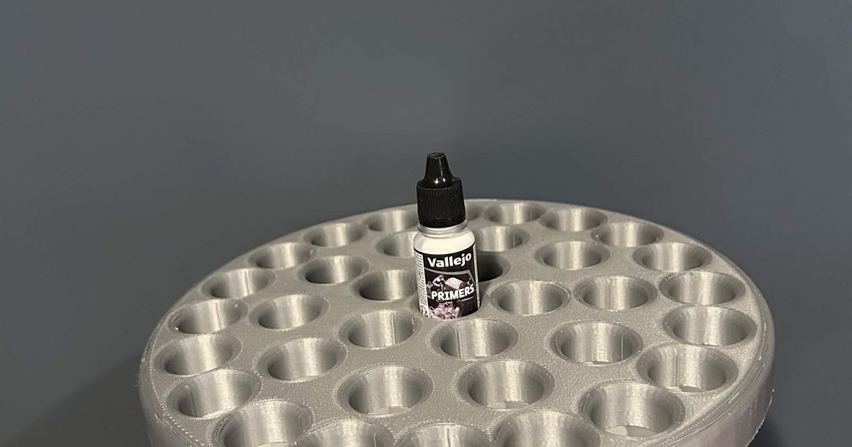 Rotating Hobby Paint Holder by ConnorMakesStuff