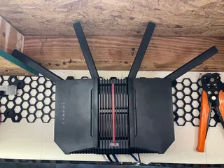 Asus RT-BE92U Wall Mount HSW