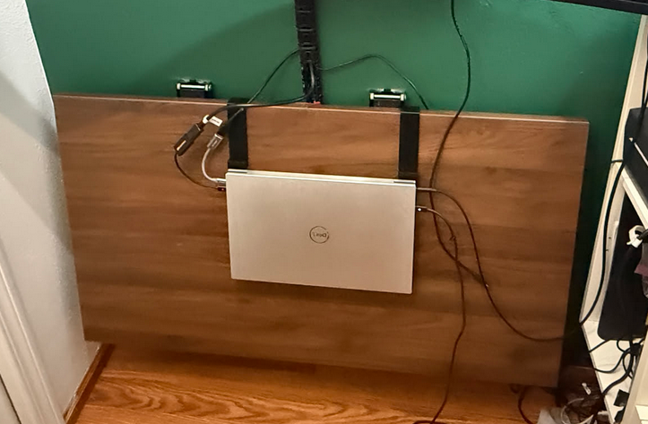 Dell XPS 9700 Folding Desk Bracket
