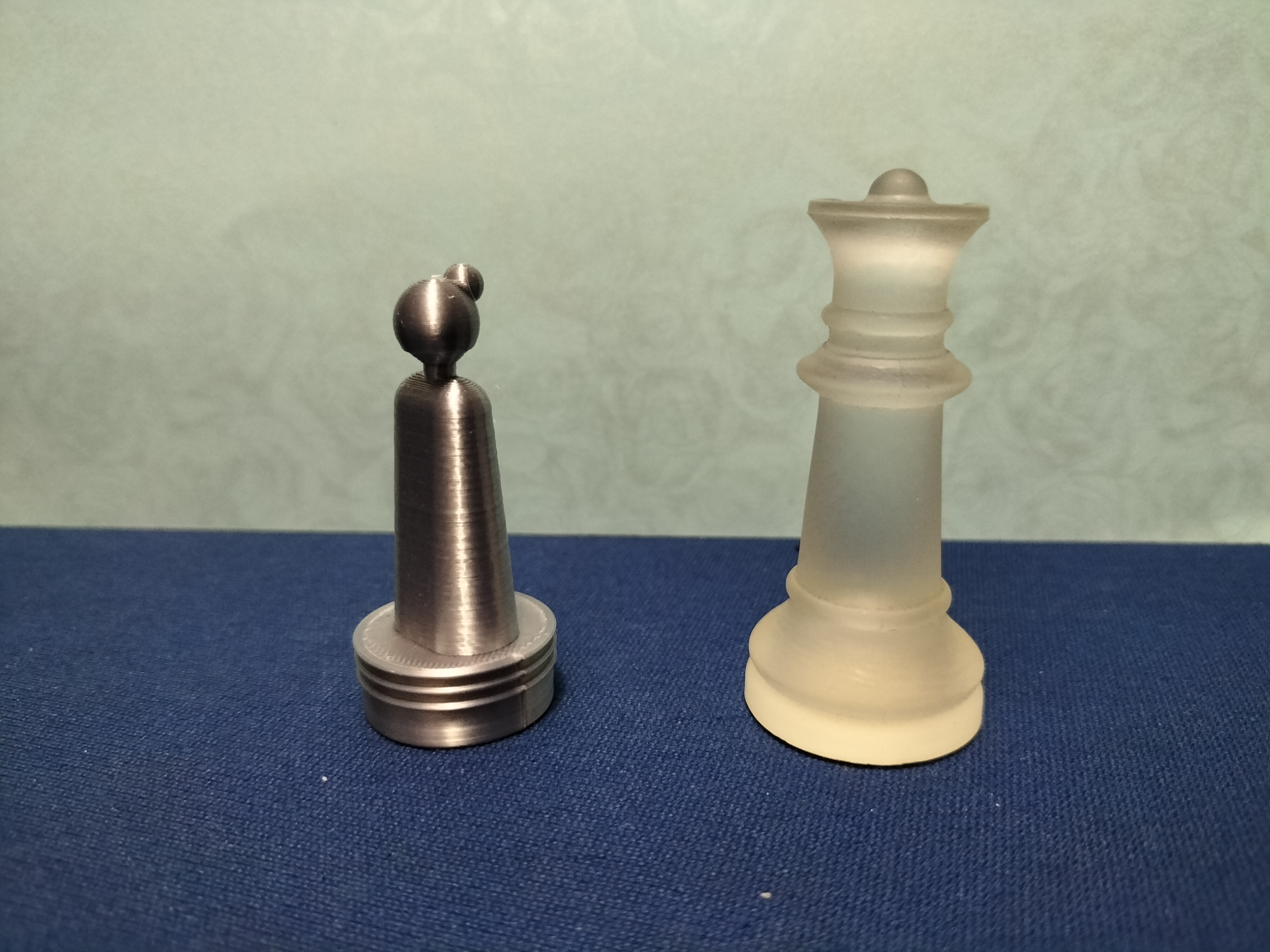 Librarian's Chess Set — thumbnail 6