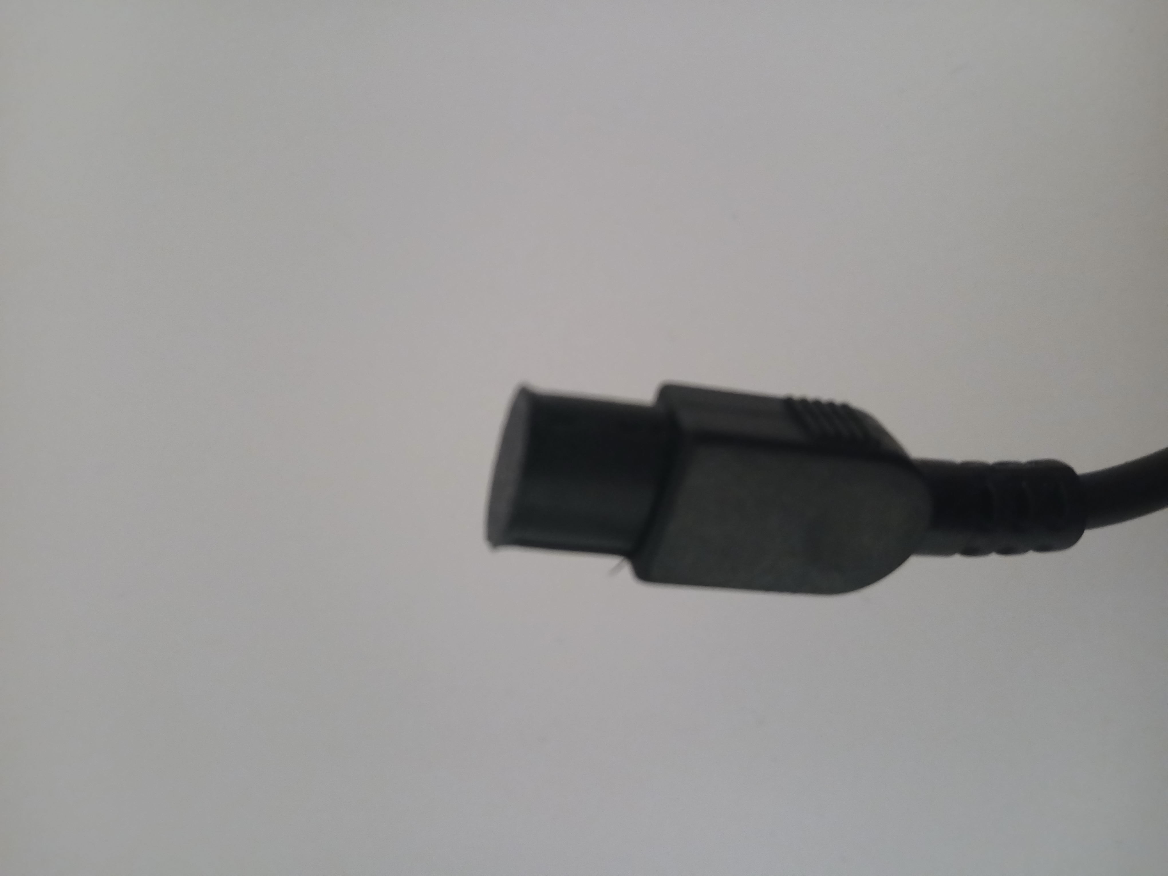 Miniatura 4 do modelo 3D USB C Cap