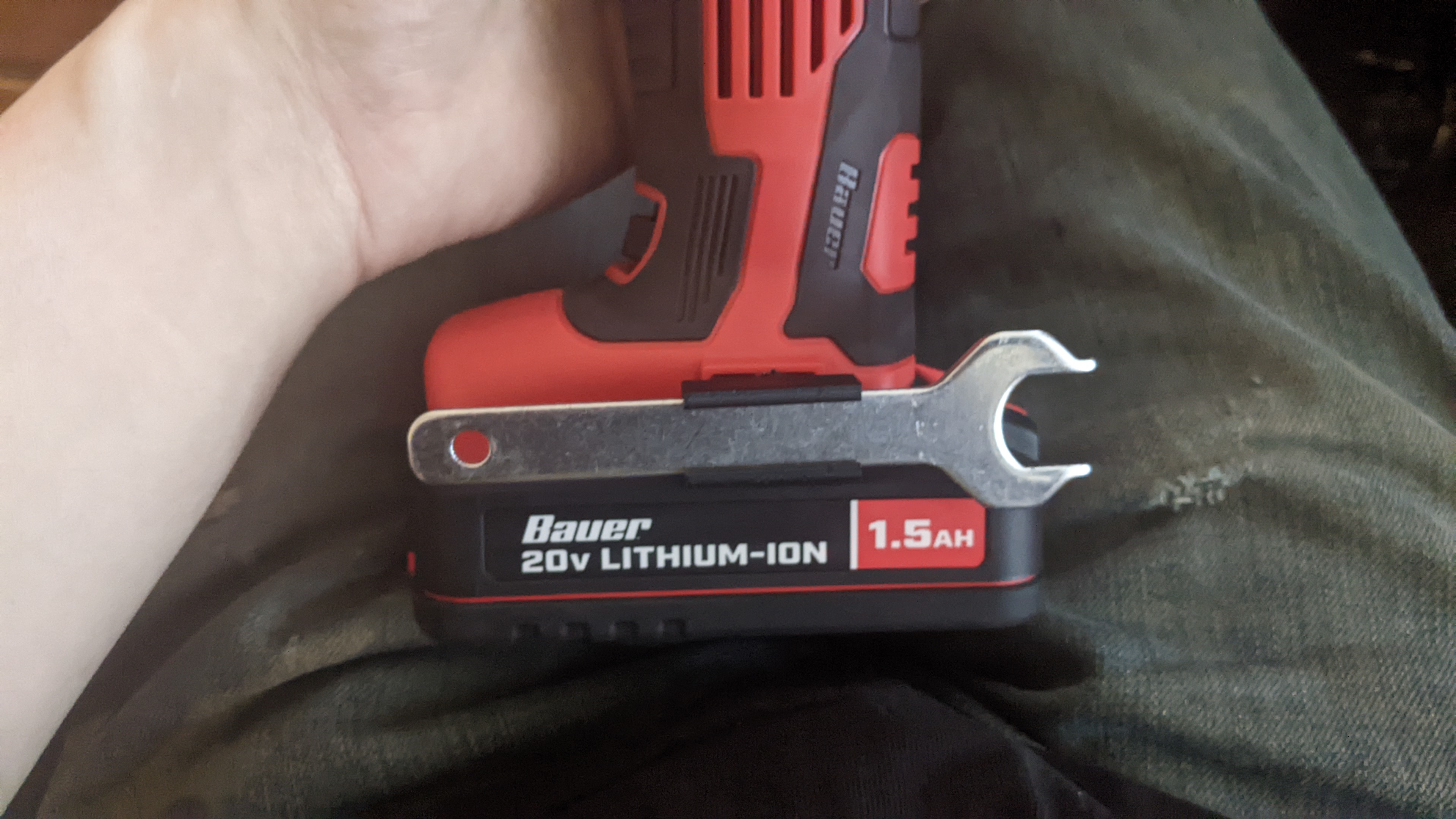 BAUER Drywall Cut-Out Tool Wrench Mount 21512C-B 58161