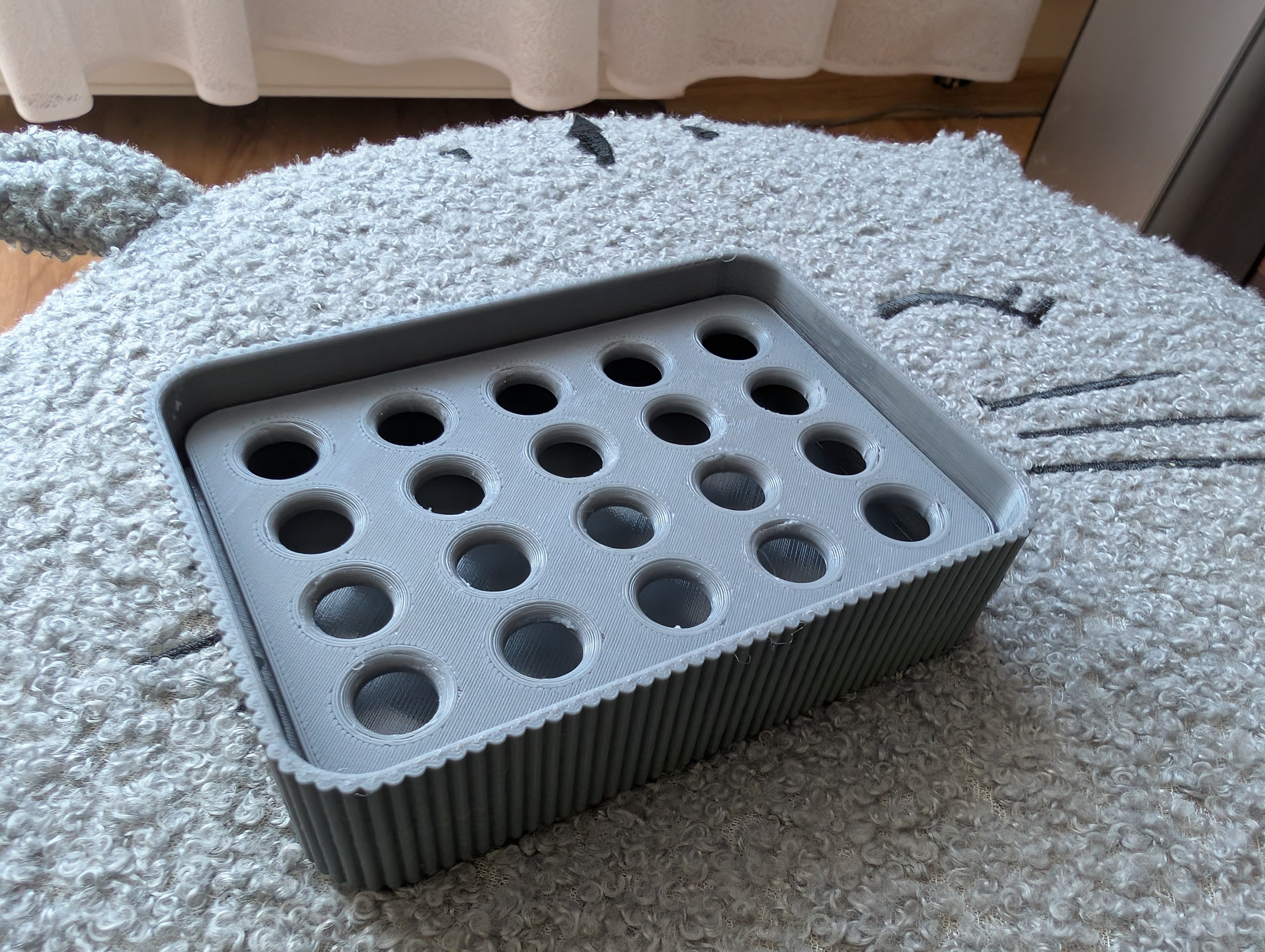 Stylish bathroom soap dish