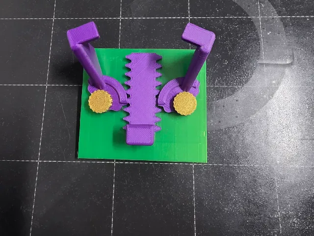 GravityLock – Self-Clamping Pegboard Holder