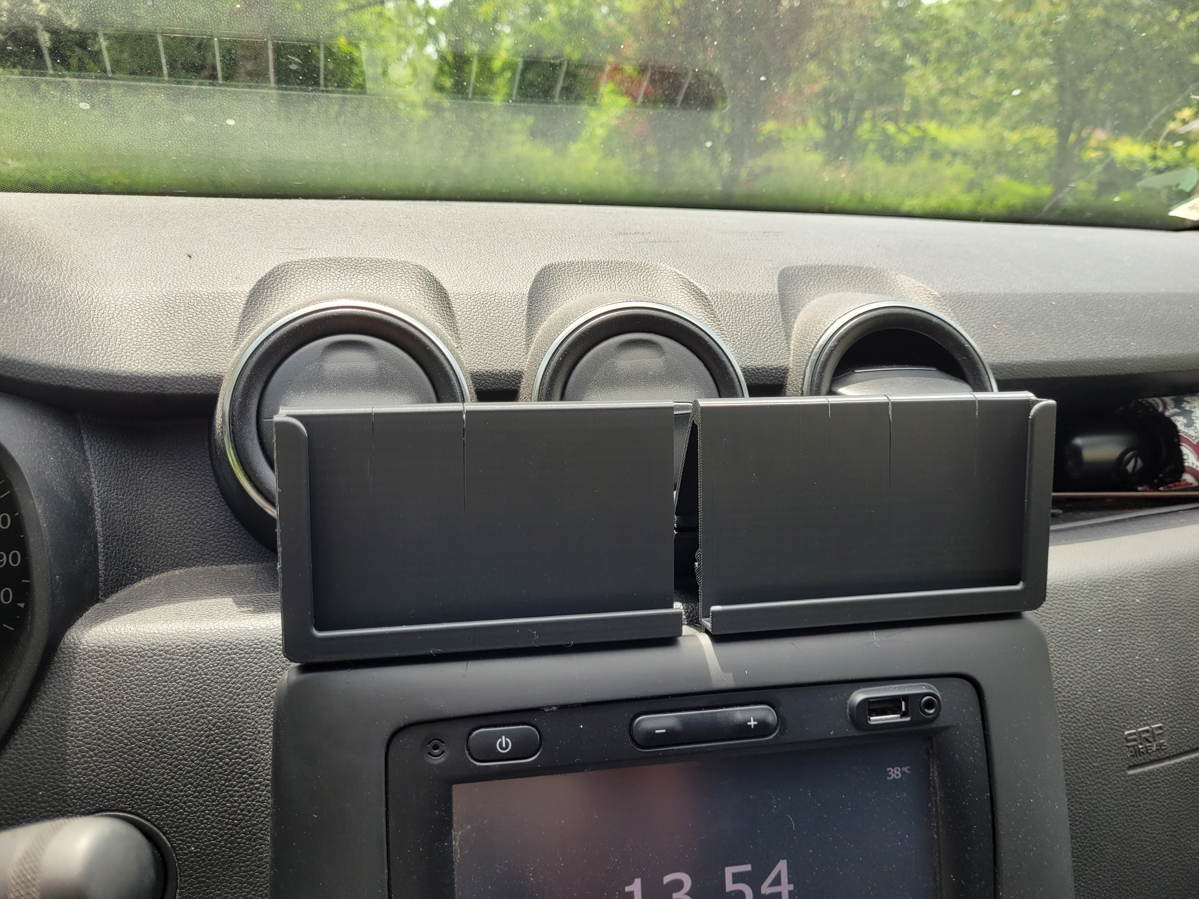 Support tablette Dacia Duster 2