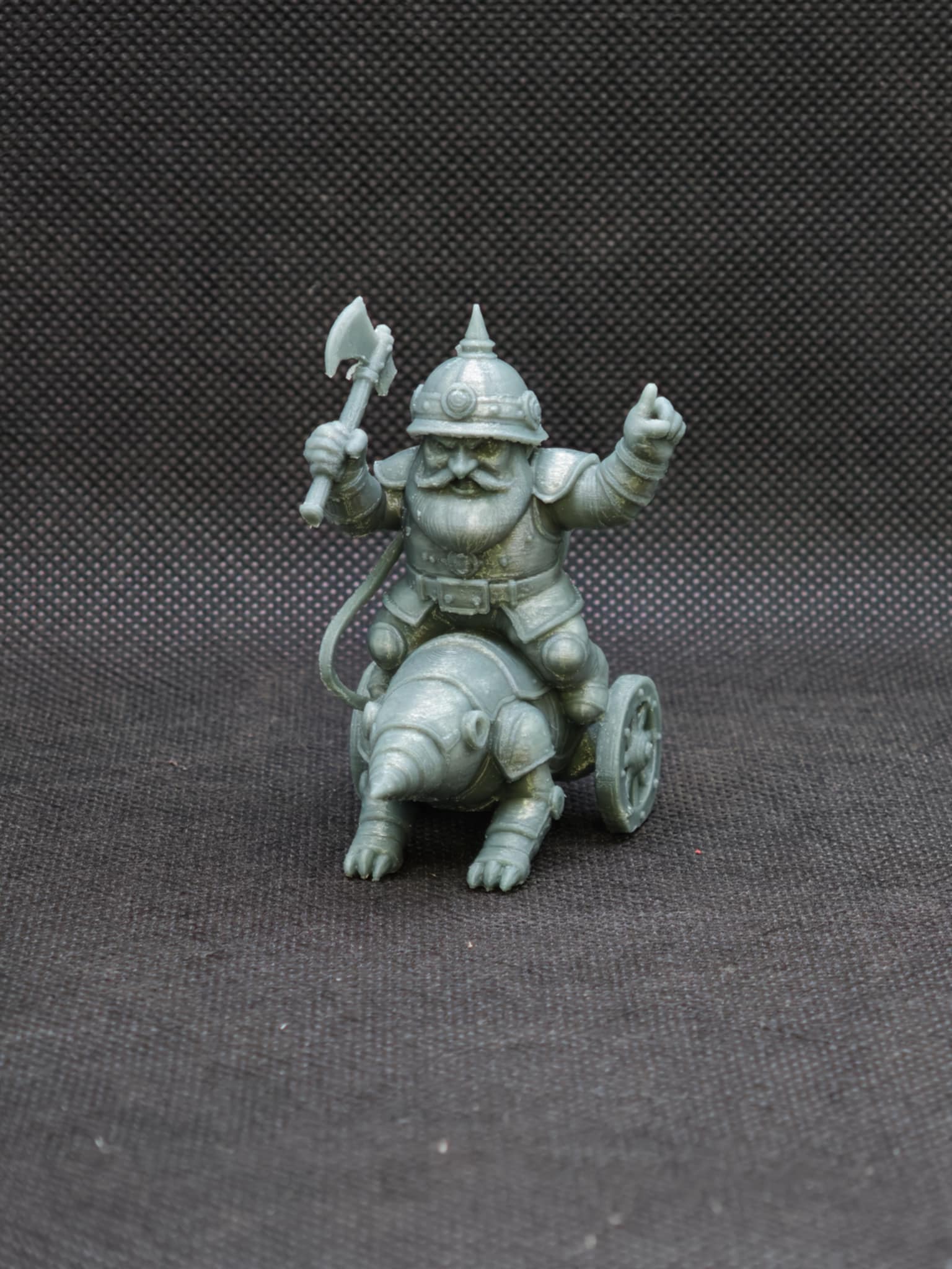 Trpaslík/Dwarf Mira