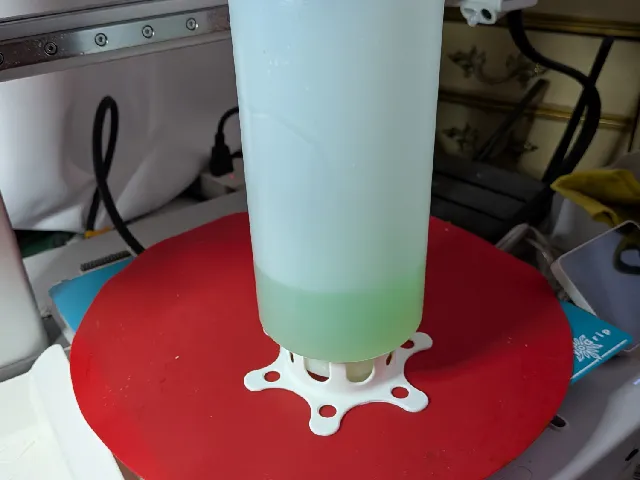 soap dispenser holder