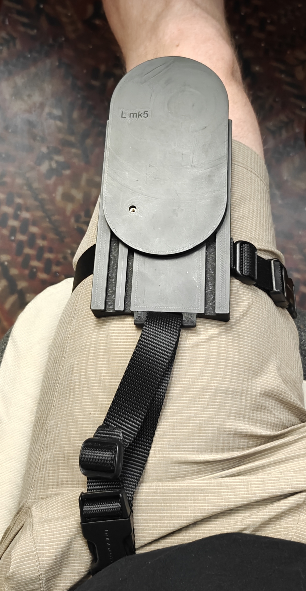 Magnetic Keyboard Thigh Mount