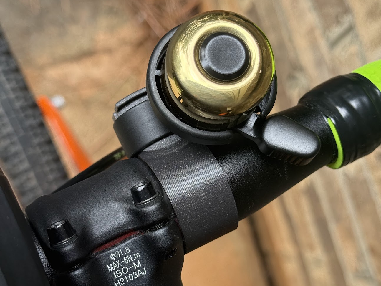 Bike Bell / Light Handlebar Adapter Mount - 21mm to 31.8mm