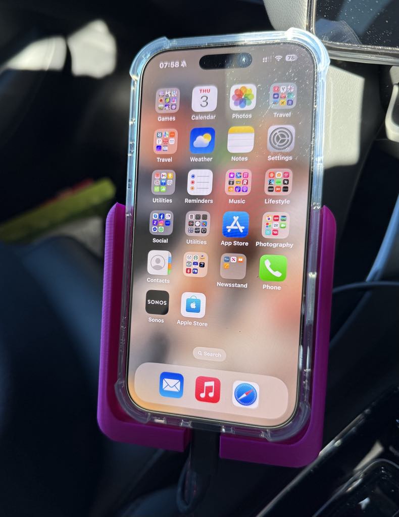 iPhone 16 Pro Holder - Designed for use in MG ZS EV 2024