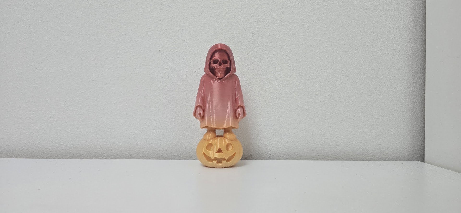 Halloween Ghost – The Autumn Spirit