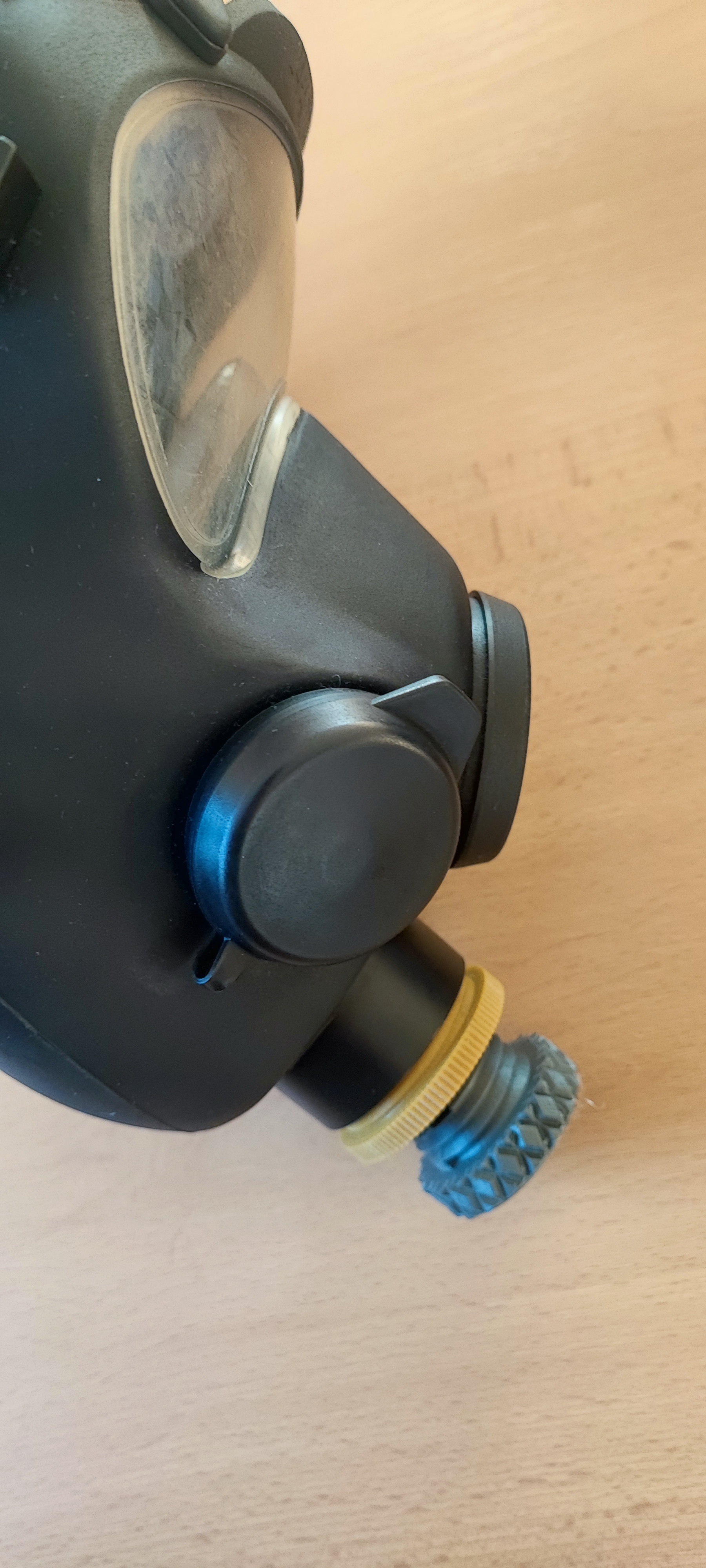 NATO gas mask air flow controller