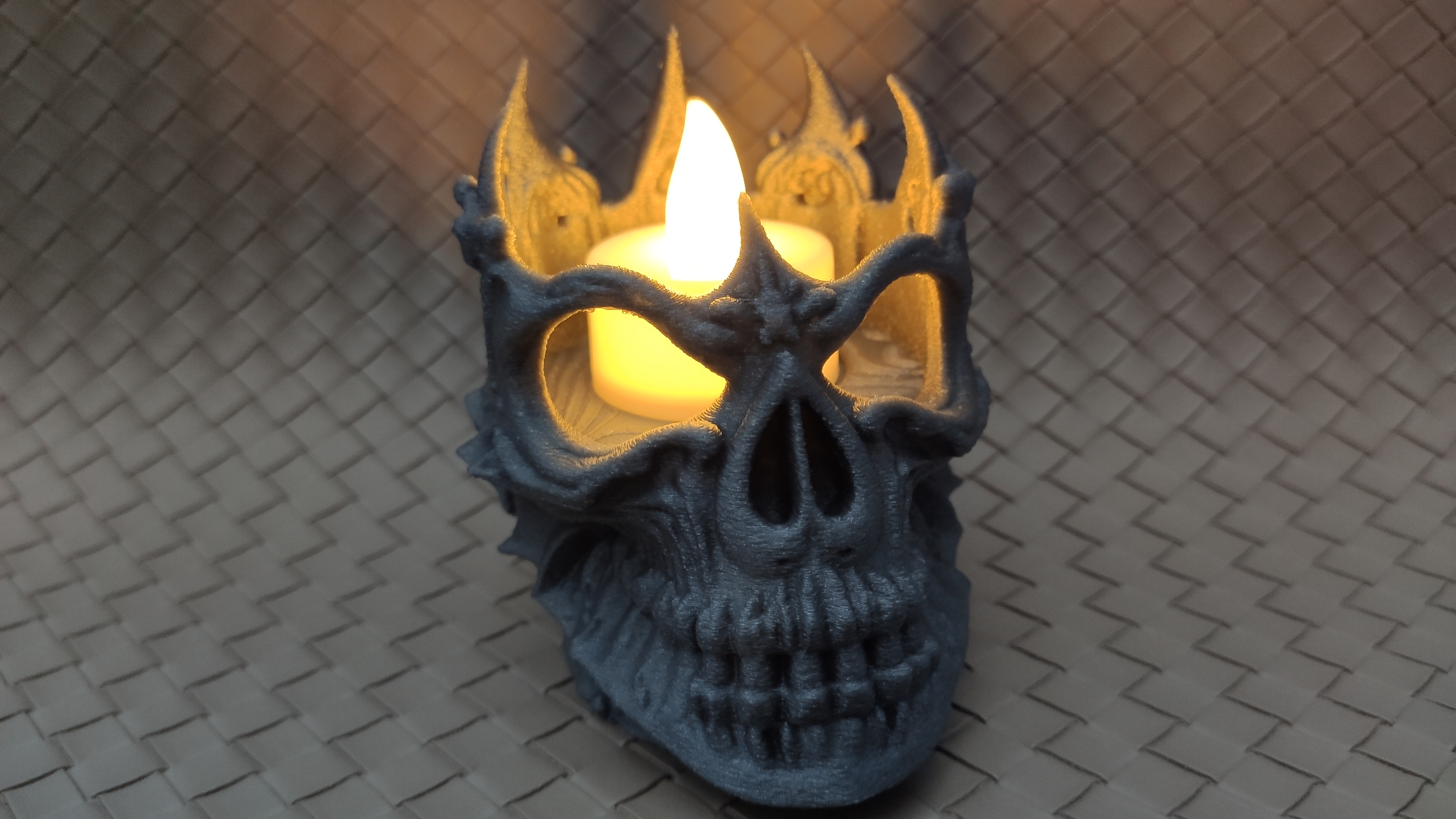 Lich King's Skull - LED Tea light Holder