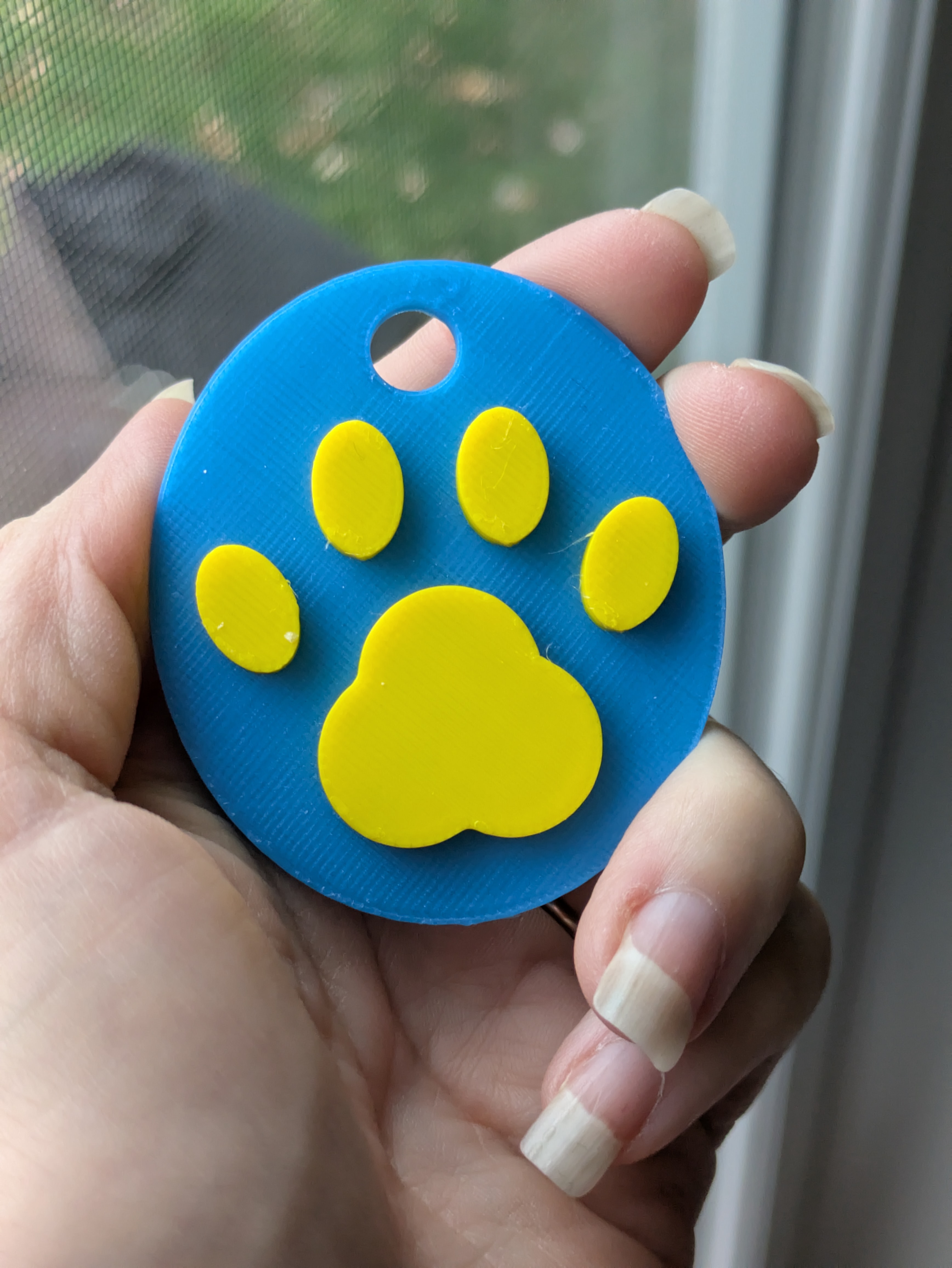 Paw print pendant