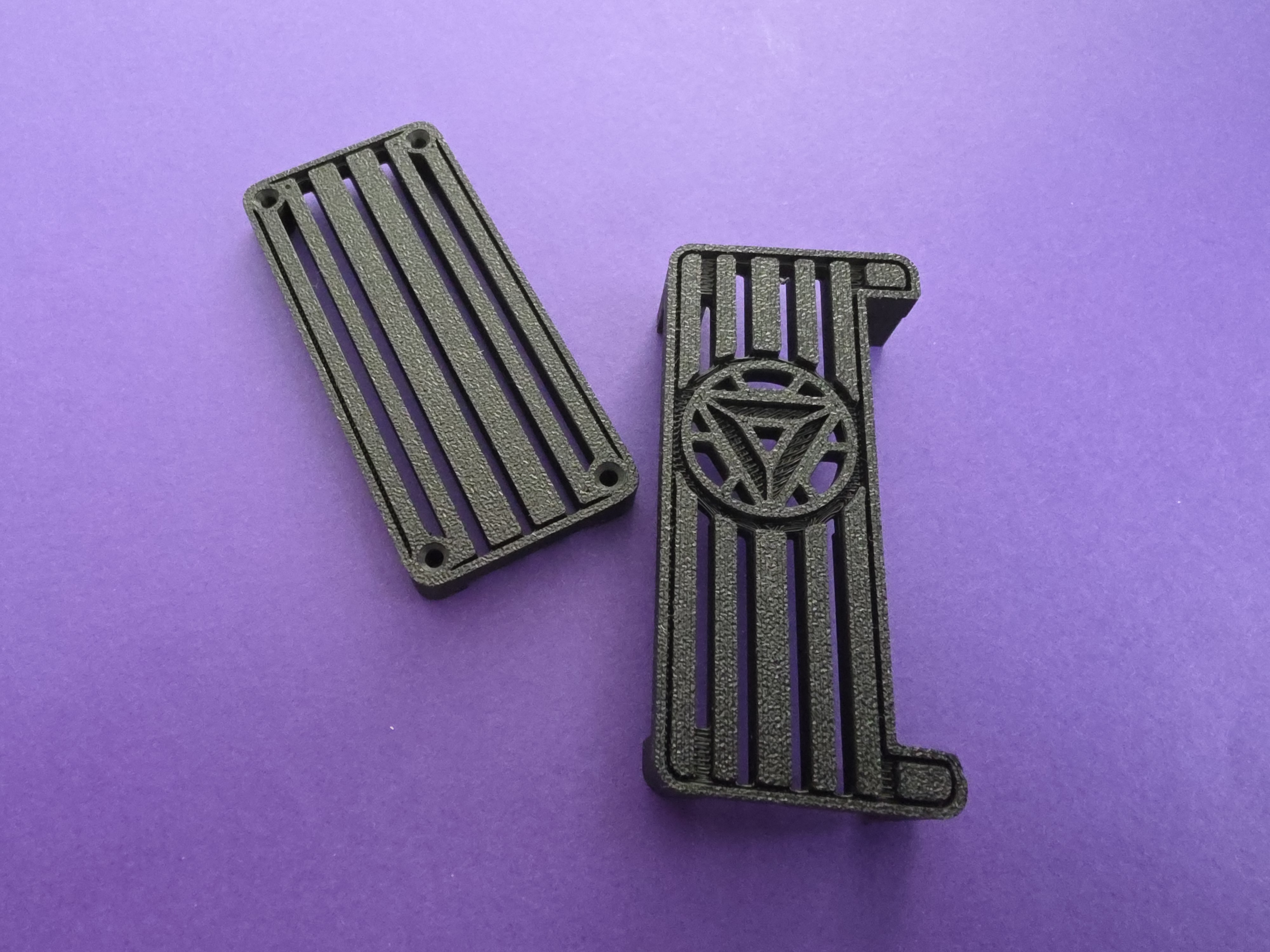 Miniatura 4 do modelo 3D Raspberry Pi Zero 2W Arc Reactor Case