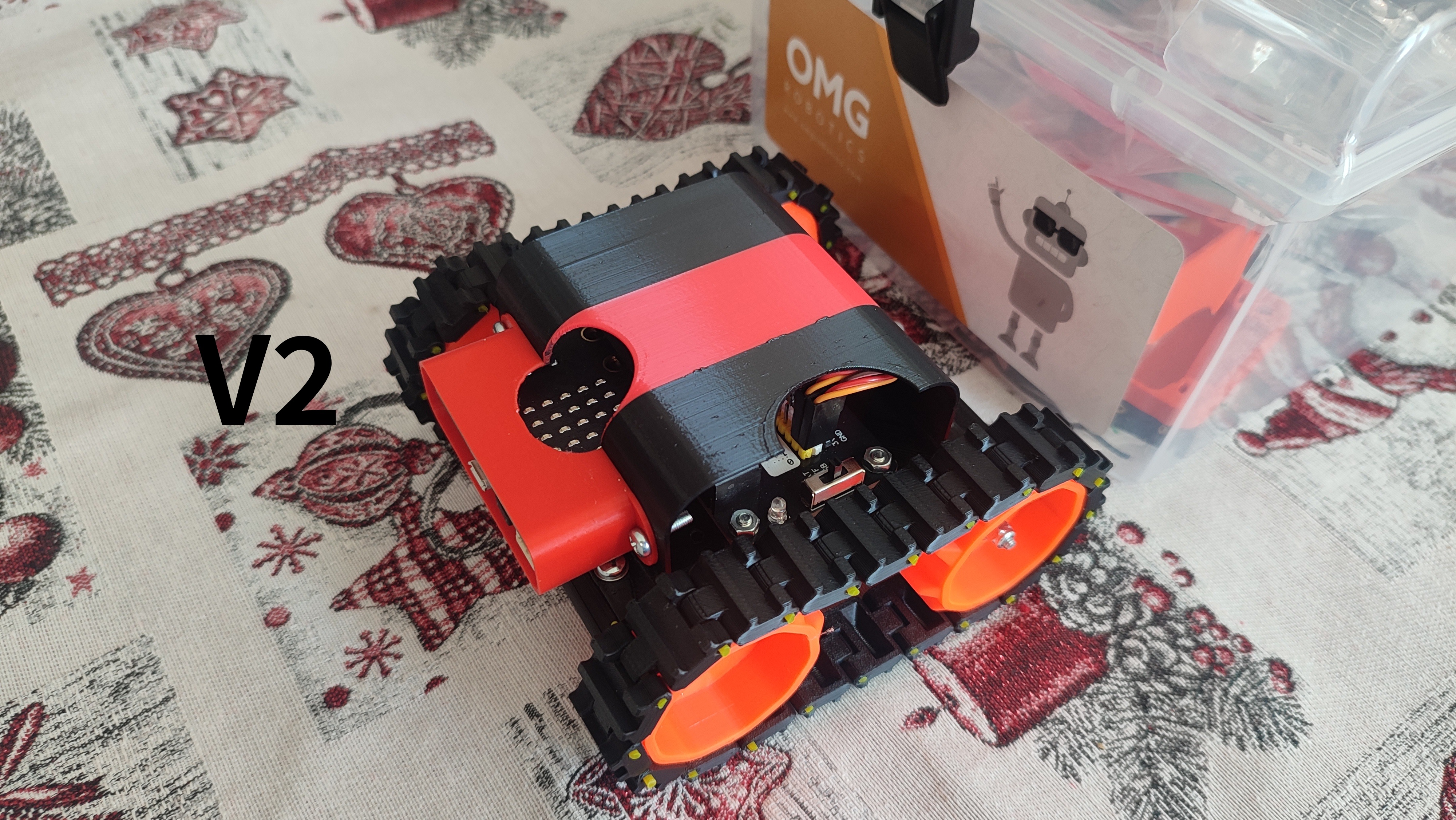 OMG Robotics tank - horní kryt komponentů