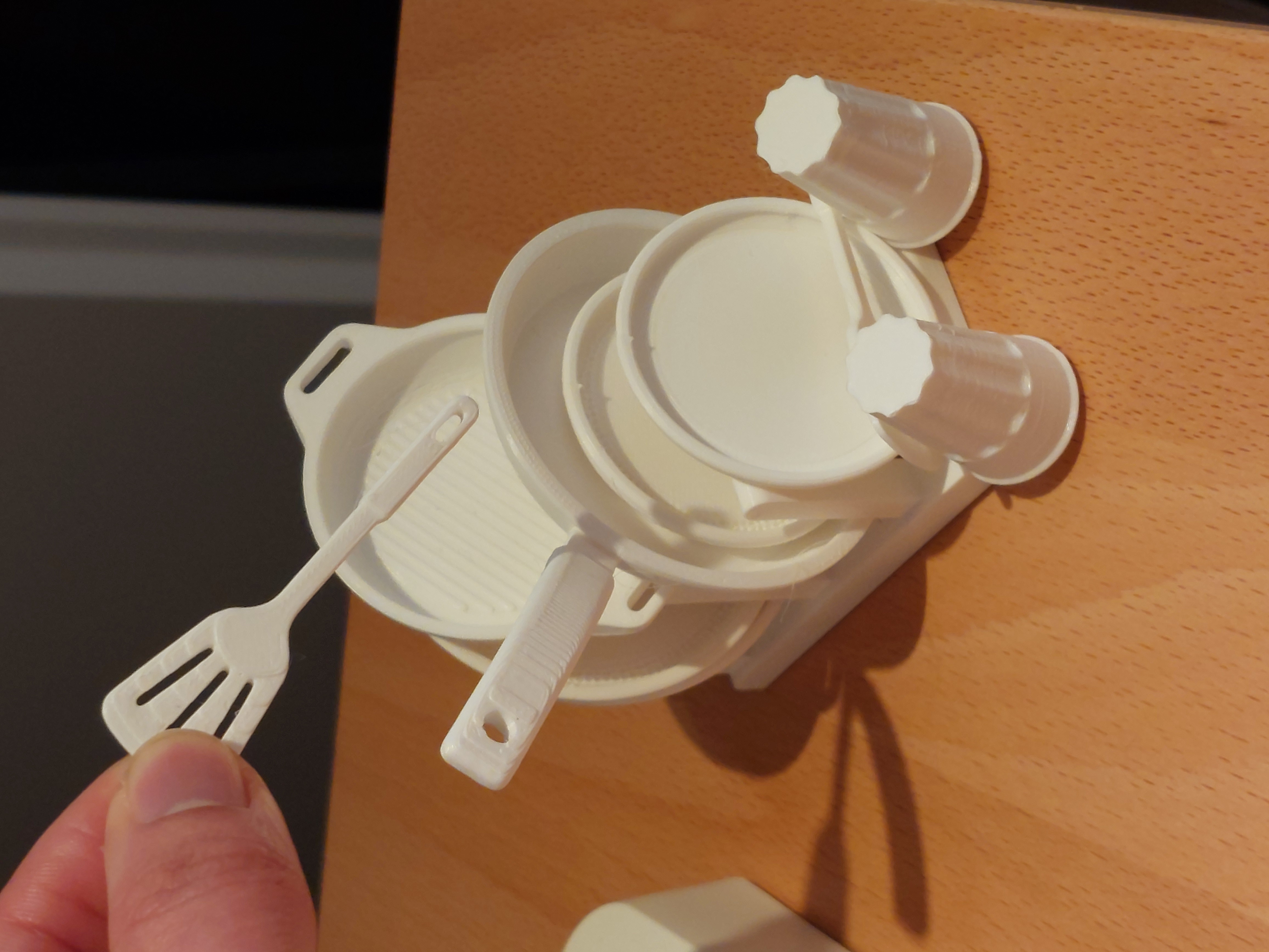 Miniatura 2 do modelo 3D Dish Pile