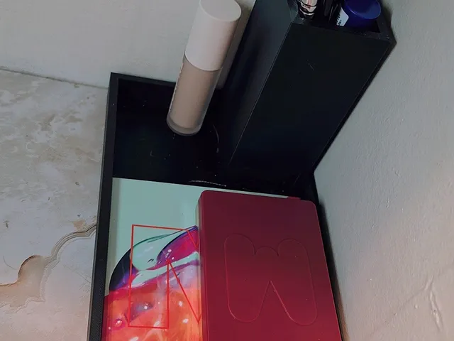 Makeup Organizer