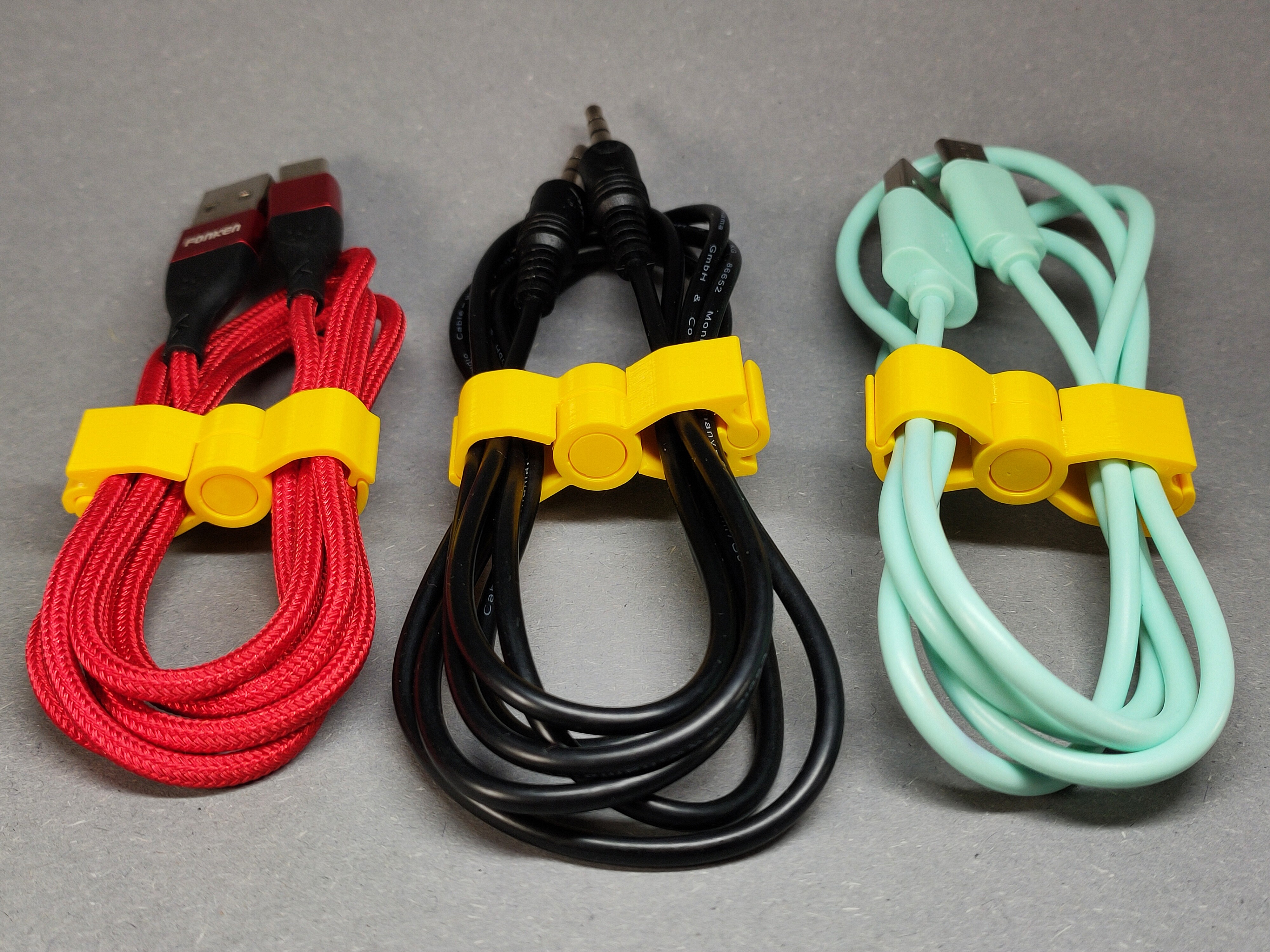 Miniatura 4 do modelo 3D Cable Clip - Cable Crab