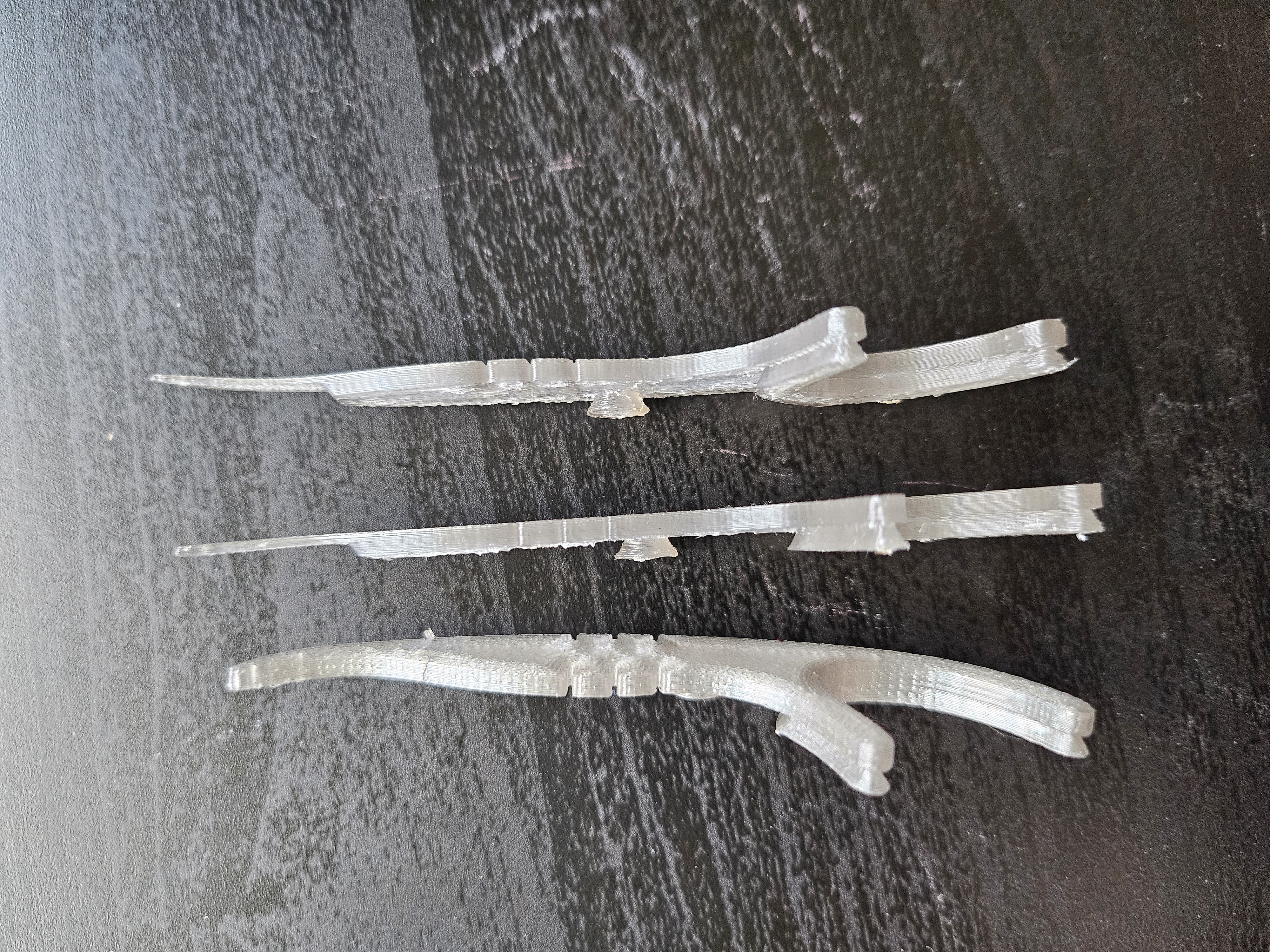 Reusable floss pick — thumbnail 2