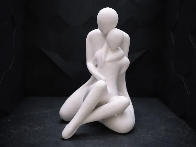 Abstrakte Paar Skulptur – Moderne Dekofigur