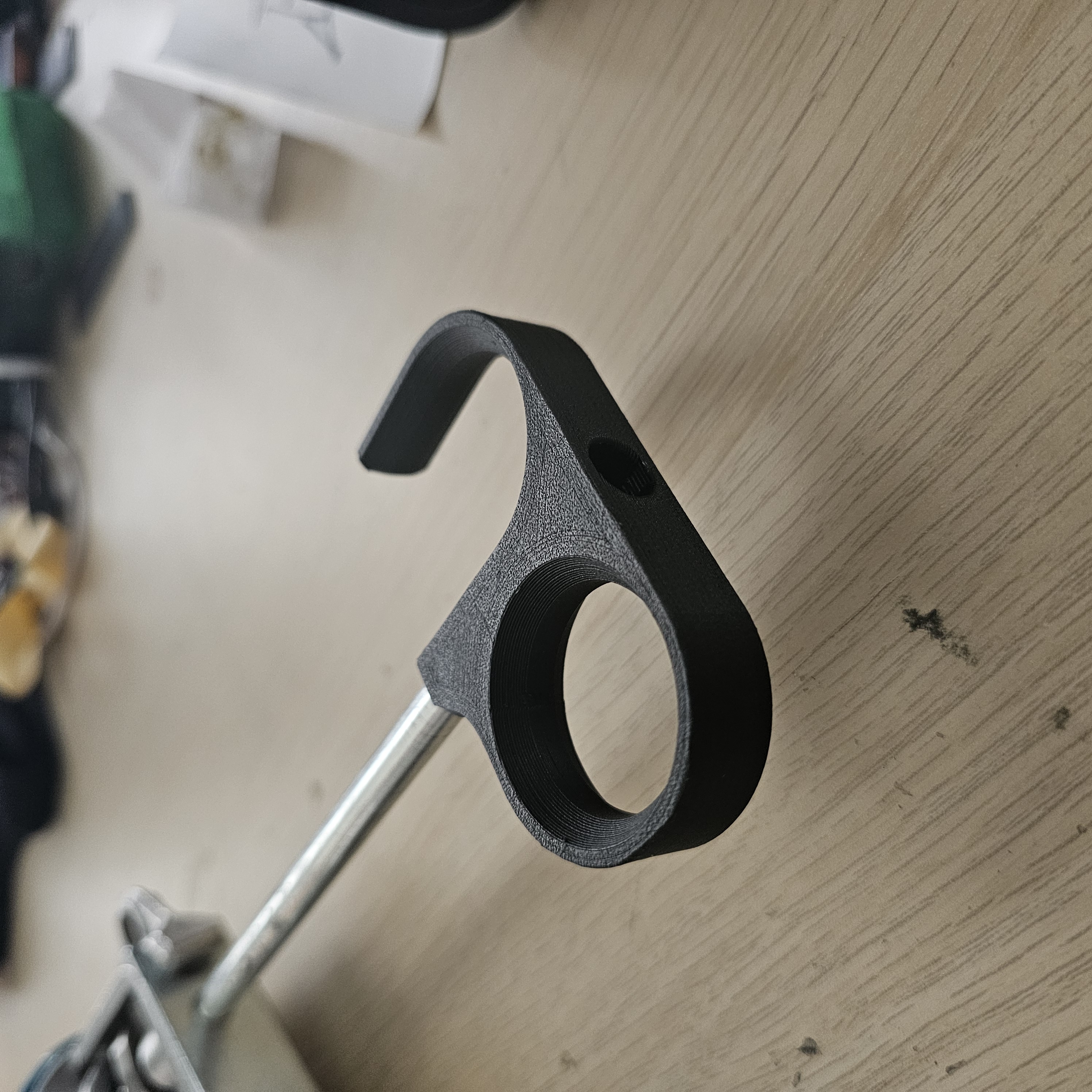Handle with a hook for a caulking gun by amazon