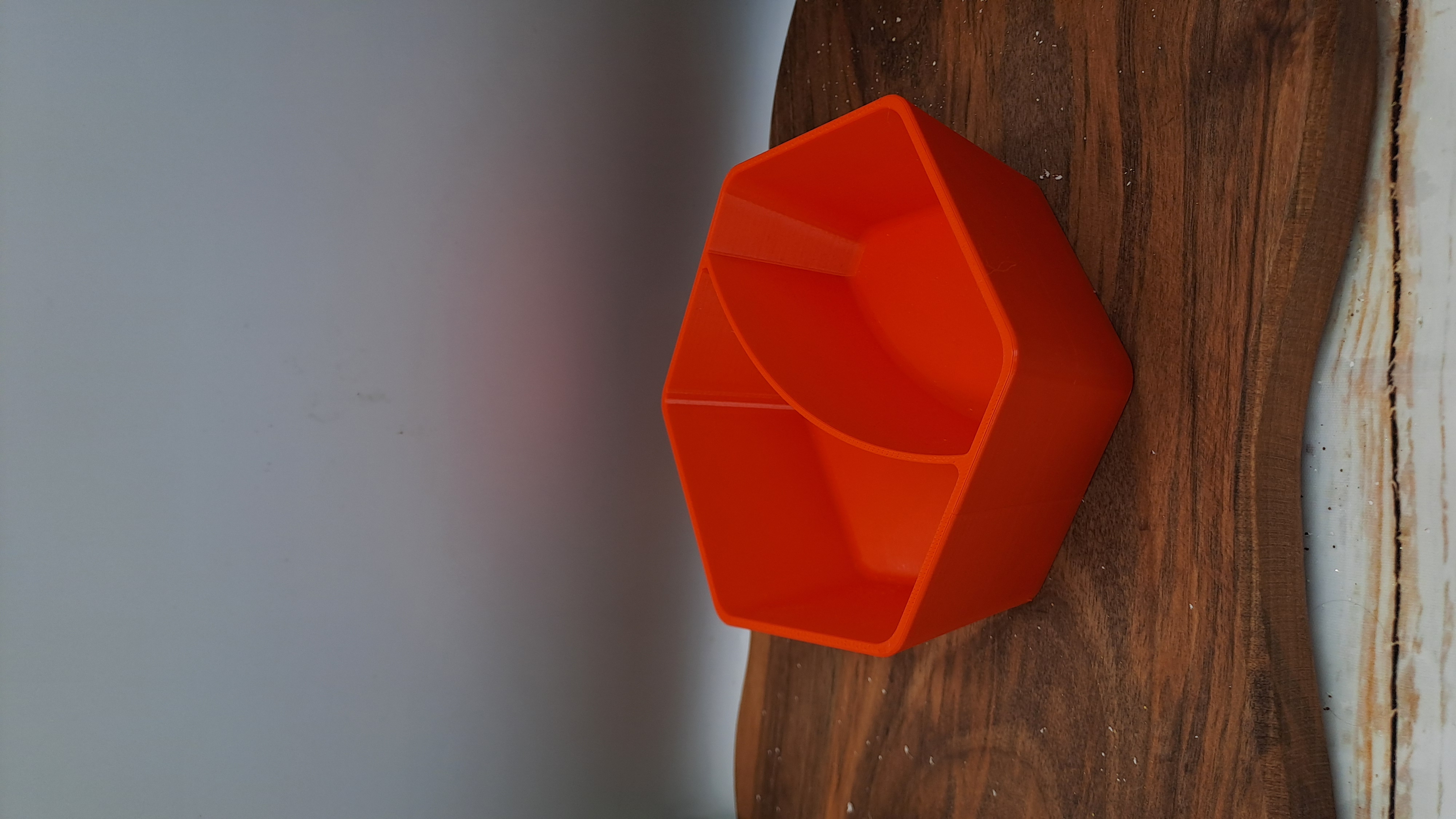 Nut Bowl (1 part)